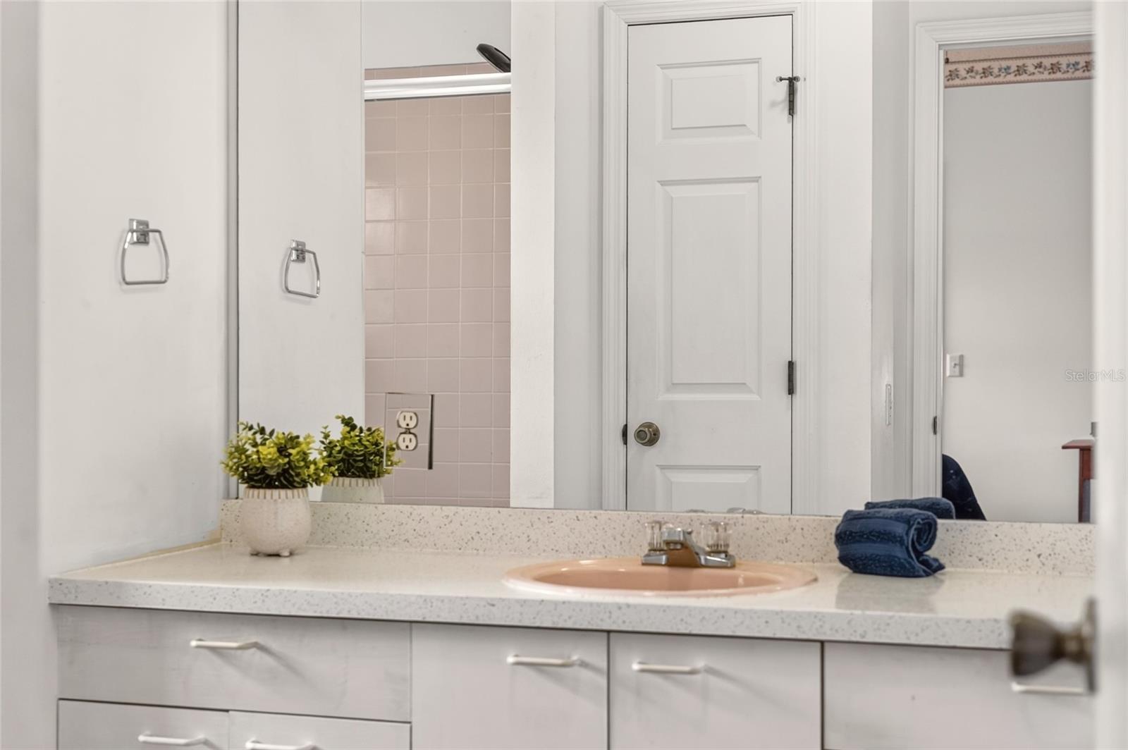 Primary with Linen Closet