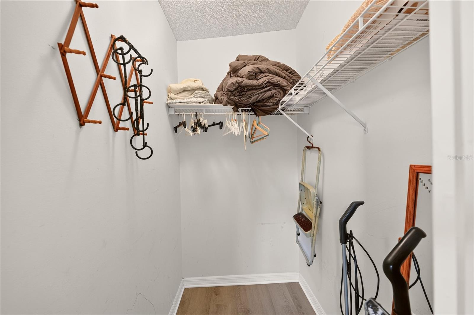 Walk in Closet
