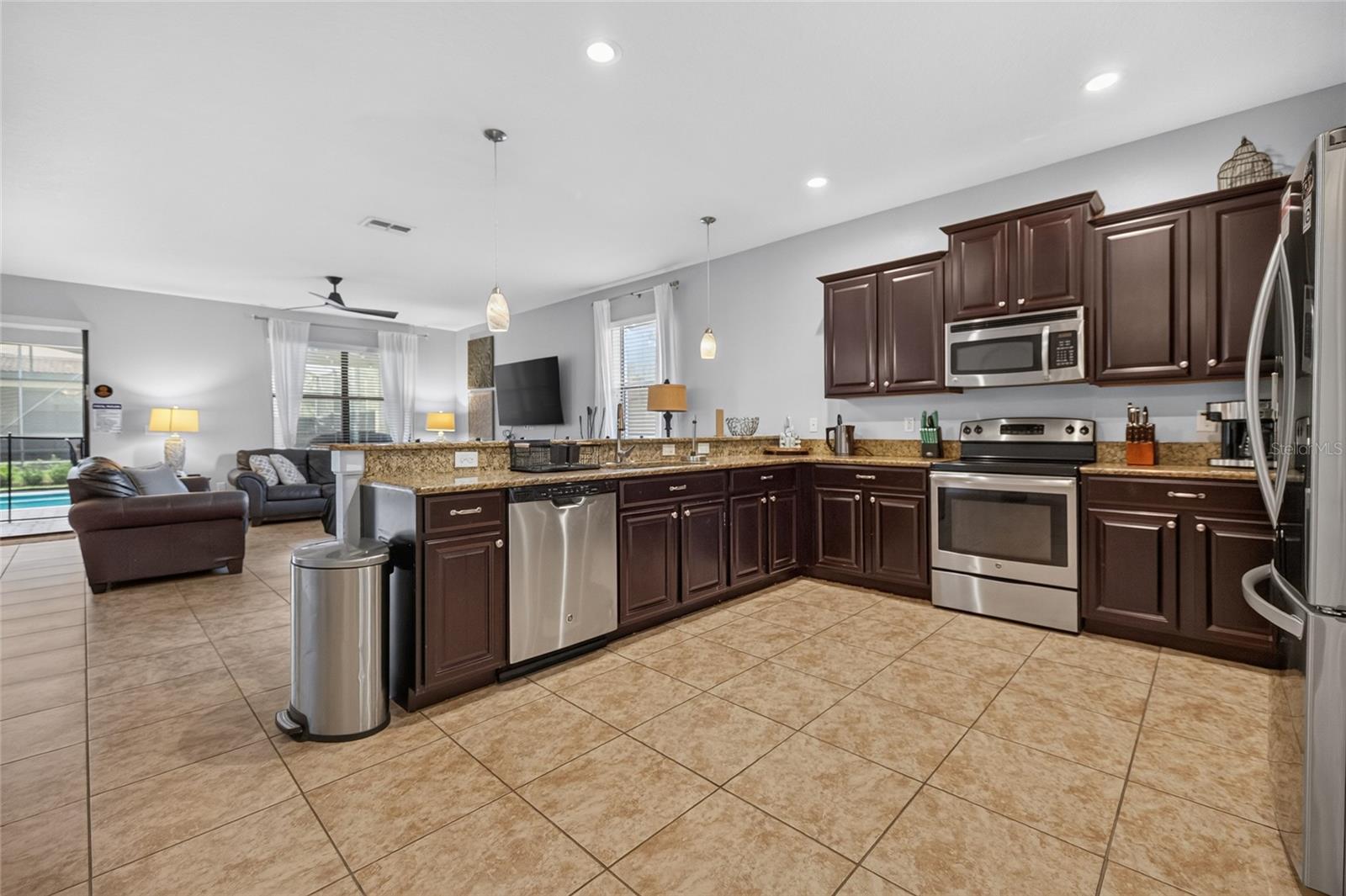 1400 WEXFORD WAY, Davenport, FL 33896