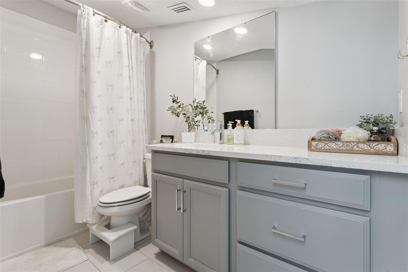 555 N FERN CREEK AVENUE, #1, Orlando, FL 32803