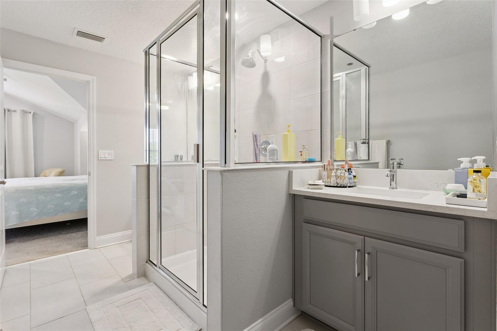 555 N FERN CREEK AVENUE, #1, Orlando, FL 32803