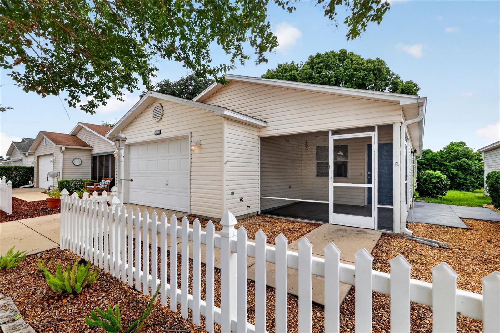 1606 CAMPOS DRIVE, The Villages, FL 32162