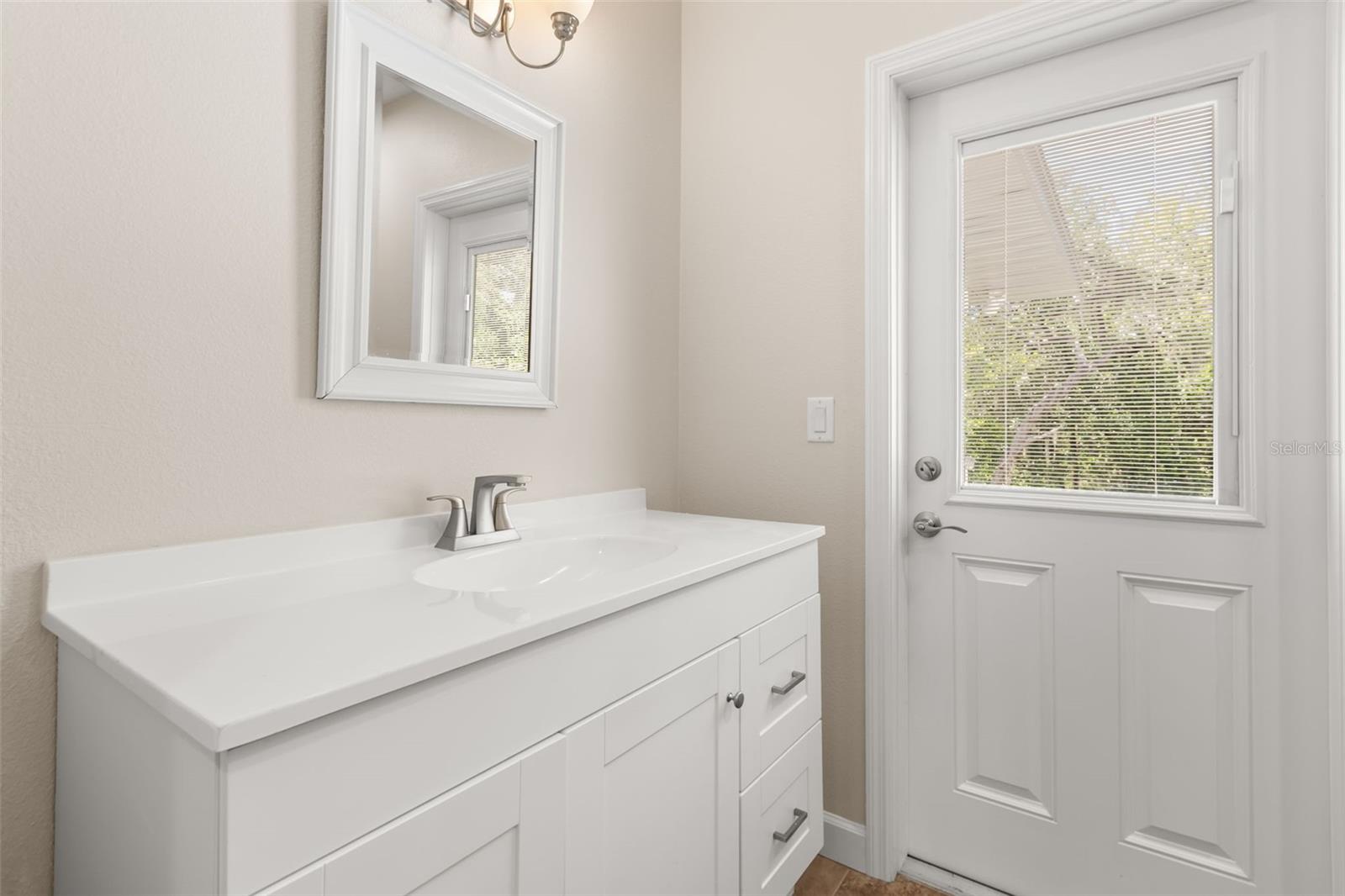 In-Law Suite bathroom