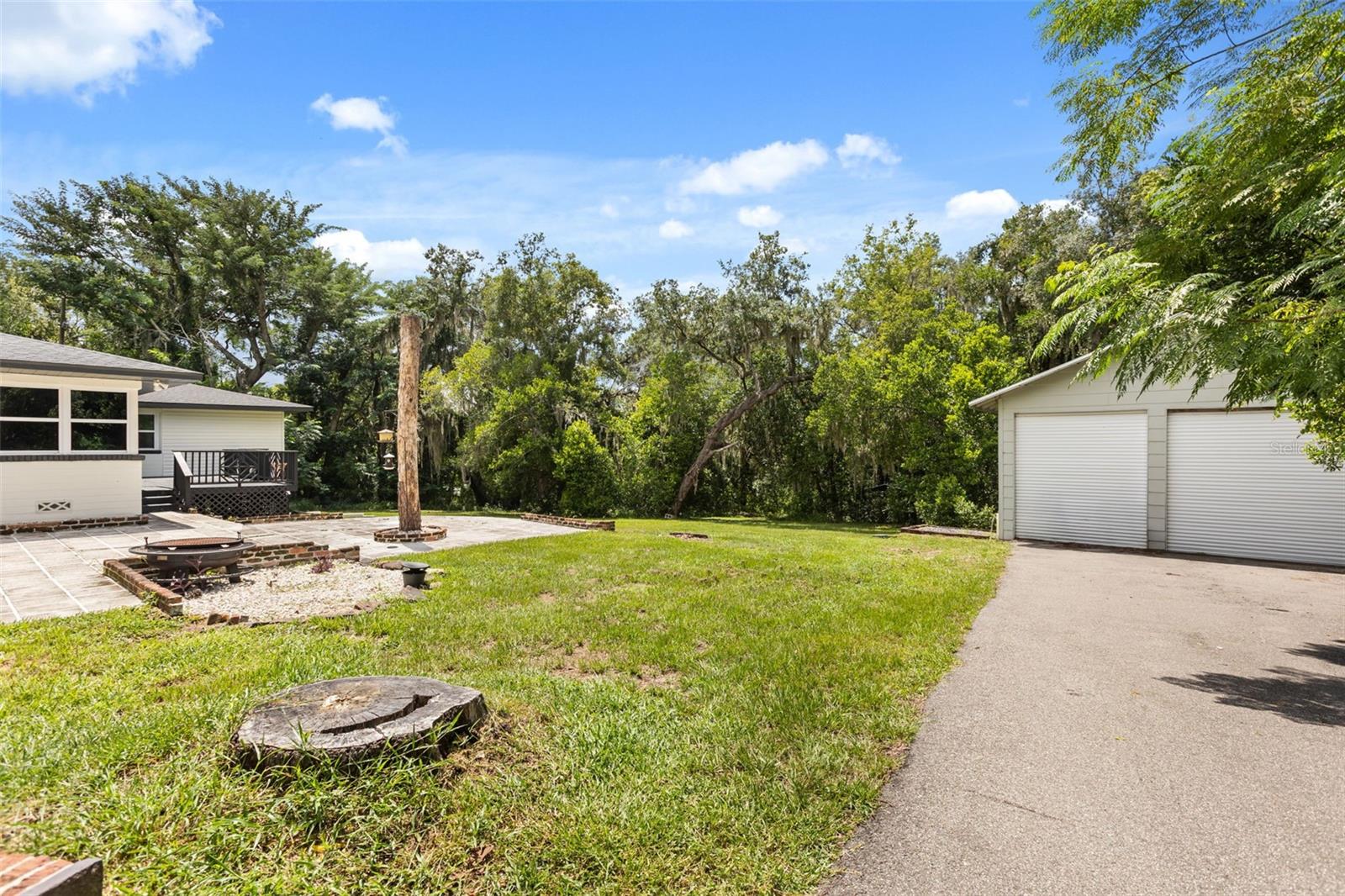 Detached garage and back yard patio