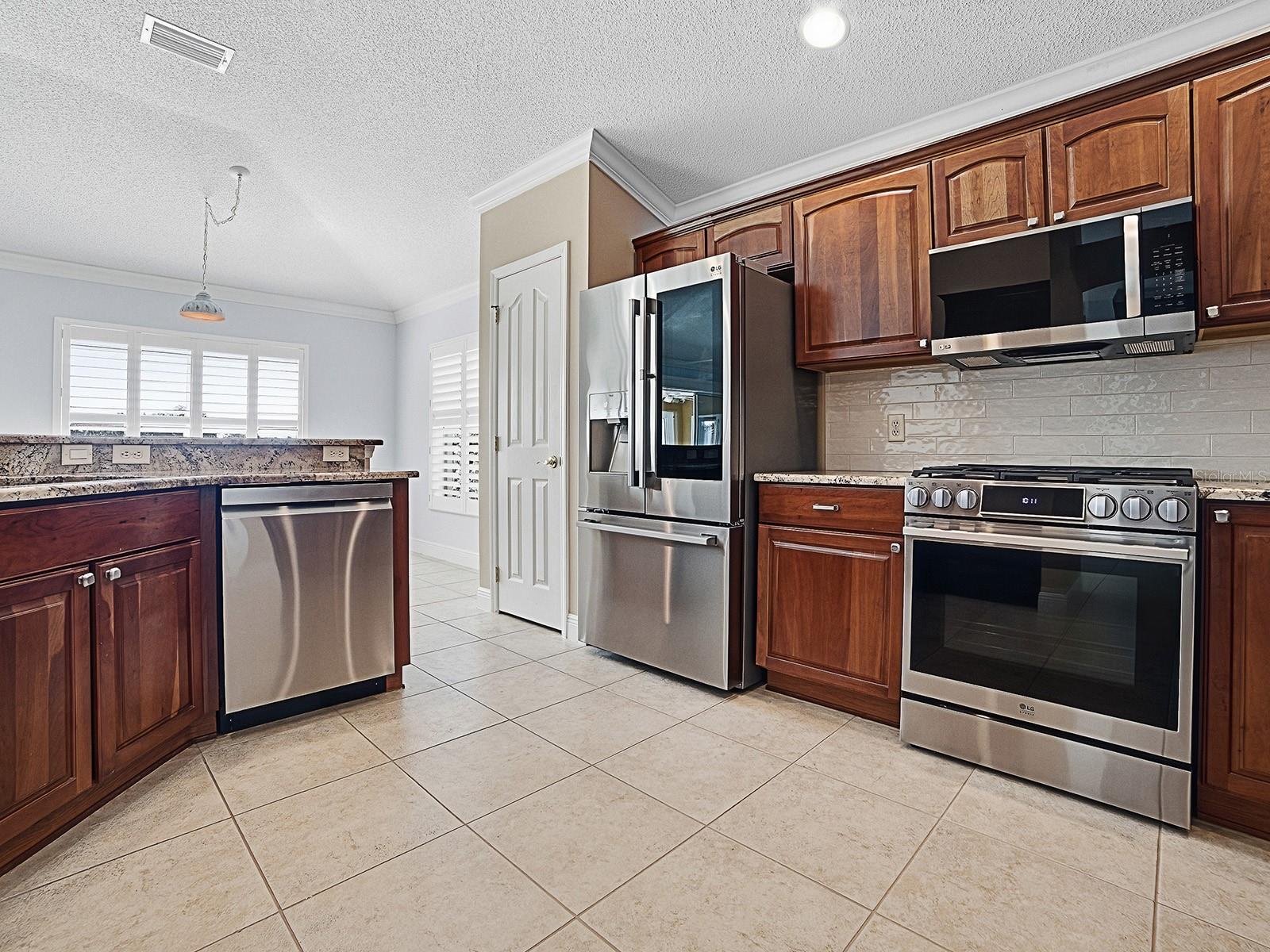 Upgraded & New SS Appliances