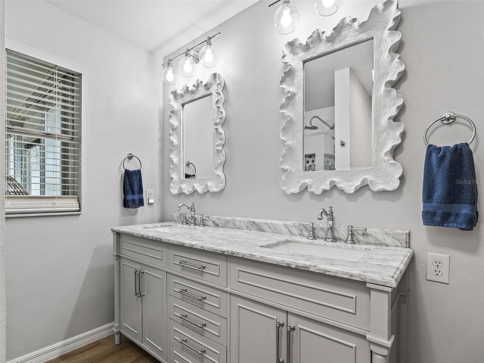 202 JUAREZ WAY, The Villages, FL 32159