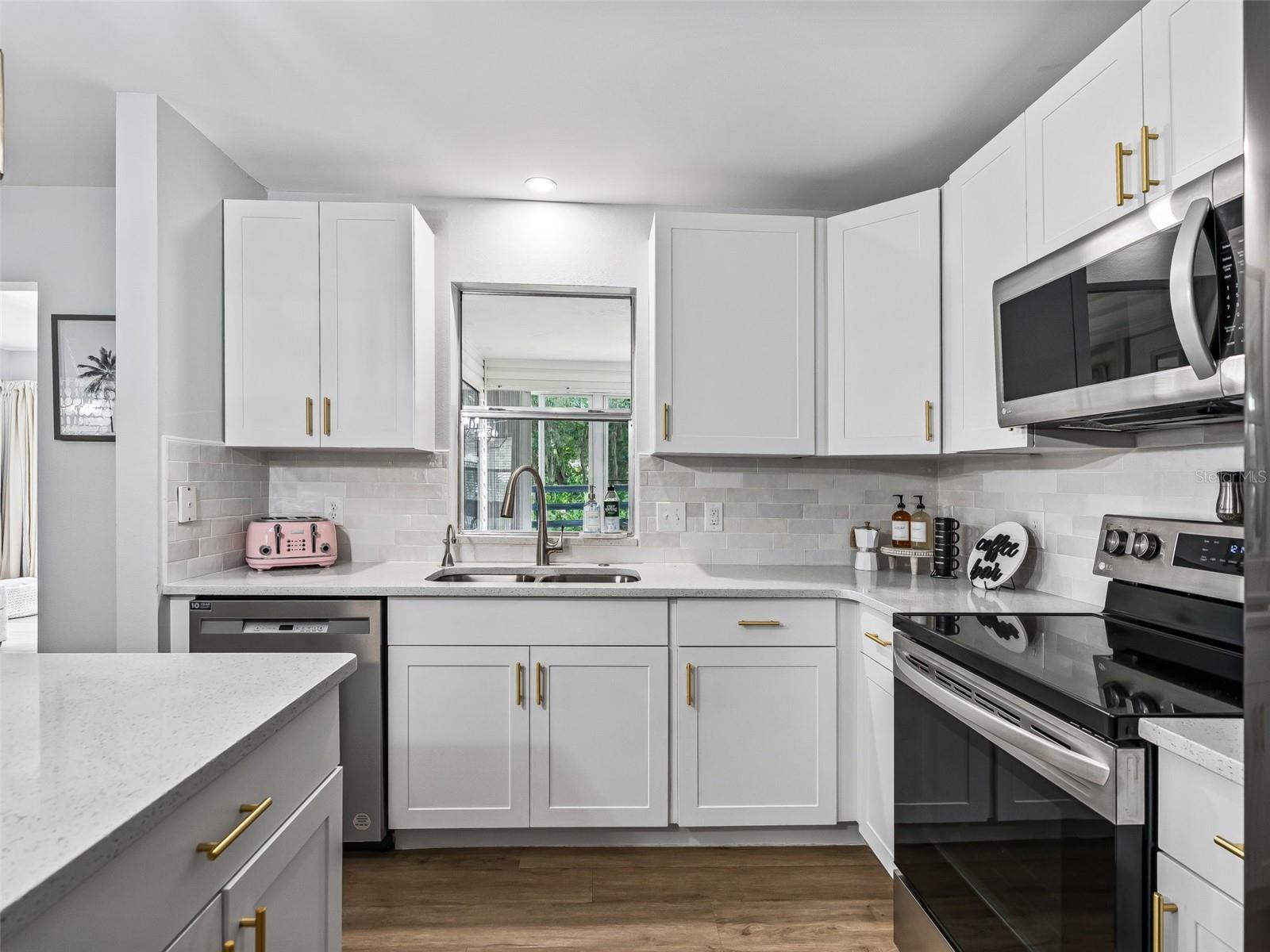 202 JUAREZ WAY, The Villages, FL 32159