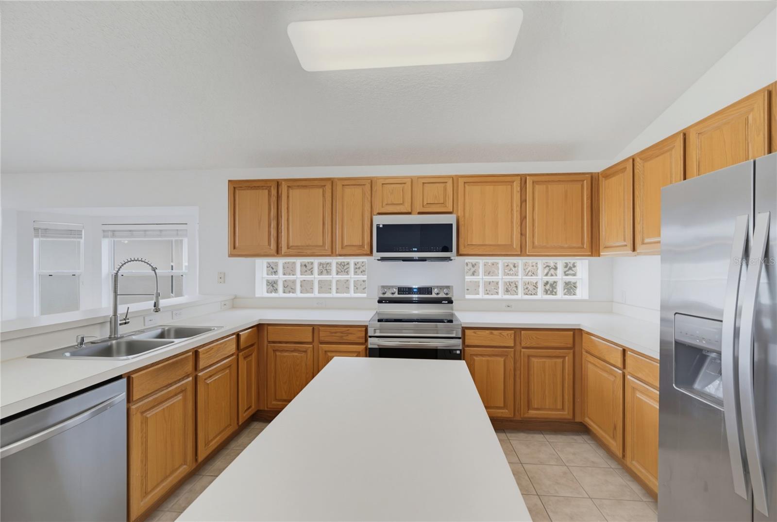 5251 LOS PALMA VISTA DRIVE, Orlando, FL 32837