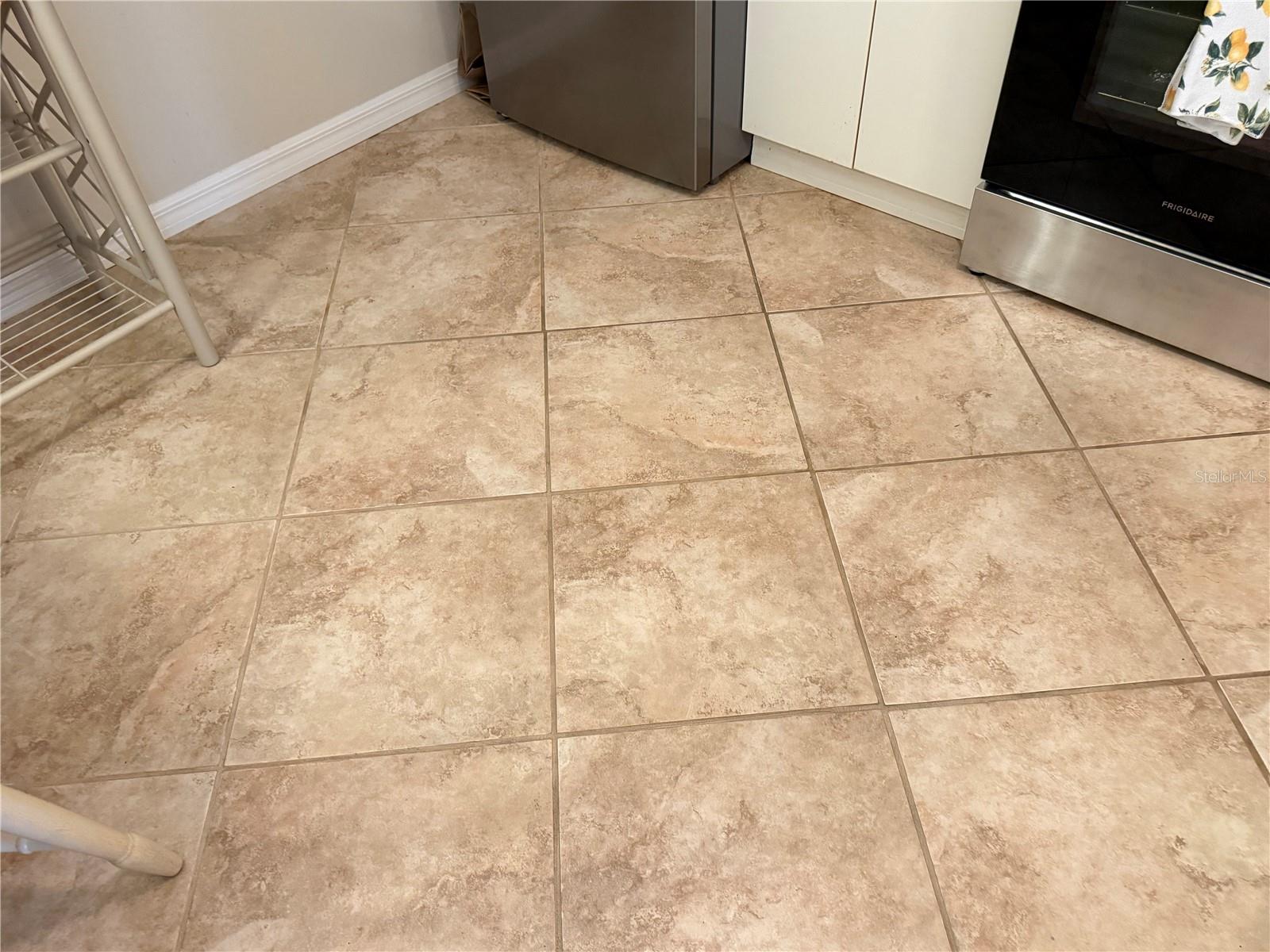 Kitchen tile flooring