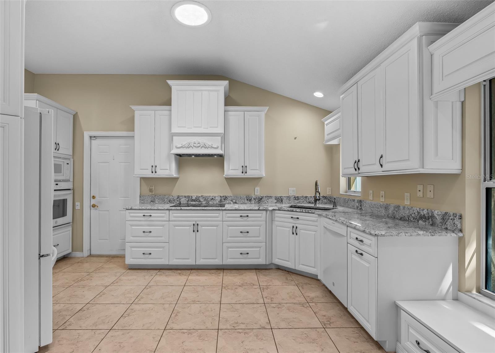 1802 PUERTO BELLO DRIVE, The Villages, FL 32159