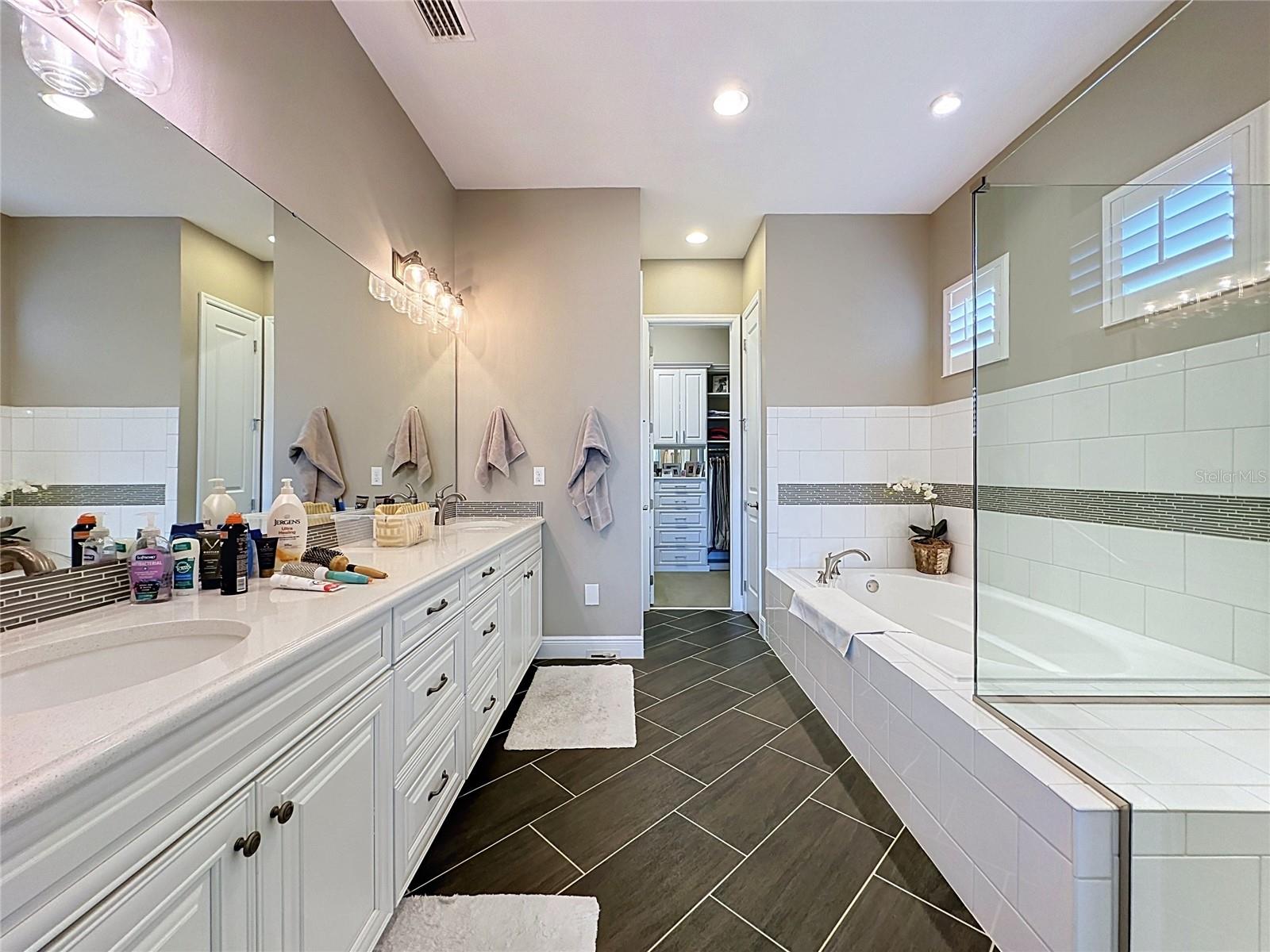 264 SILVER MAPLE ROAD, Groveland, FL 34736