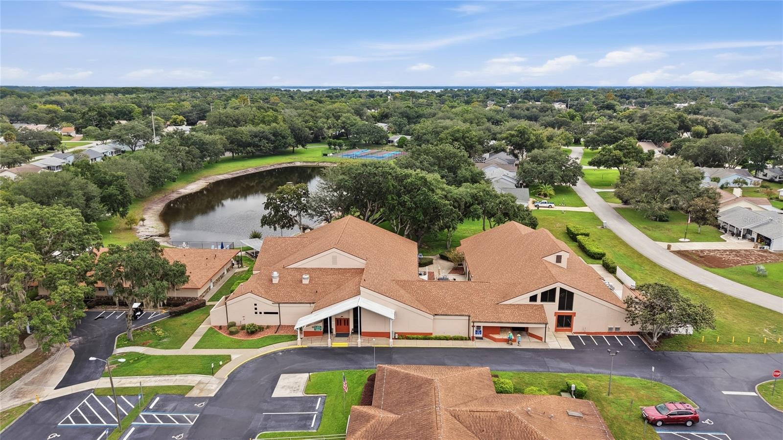 Drone of Clubhouse