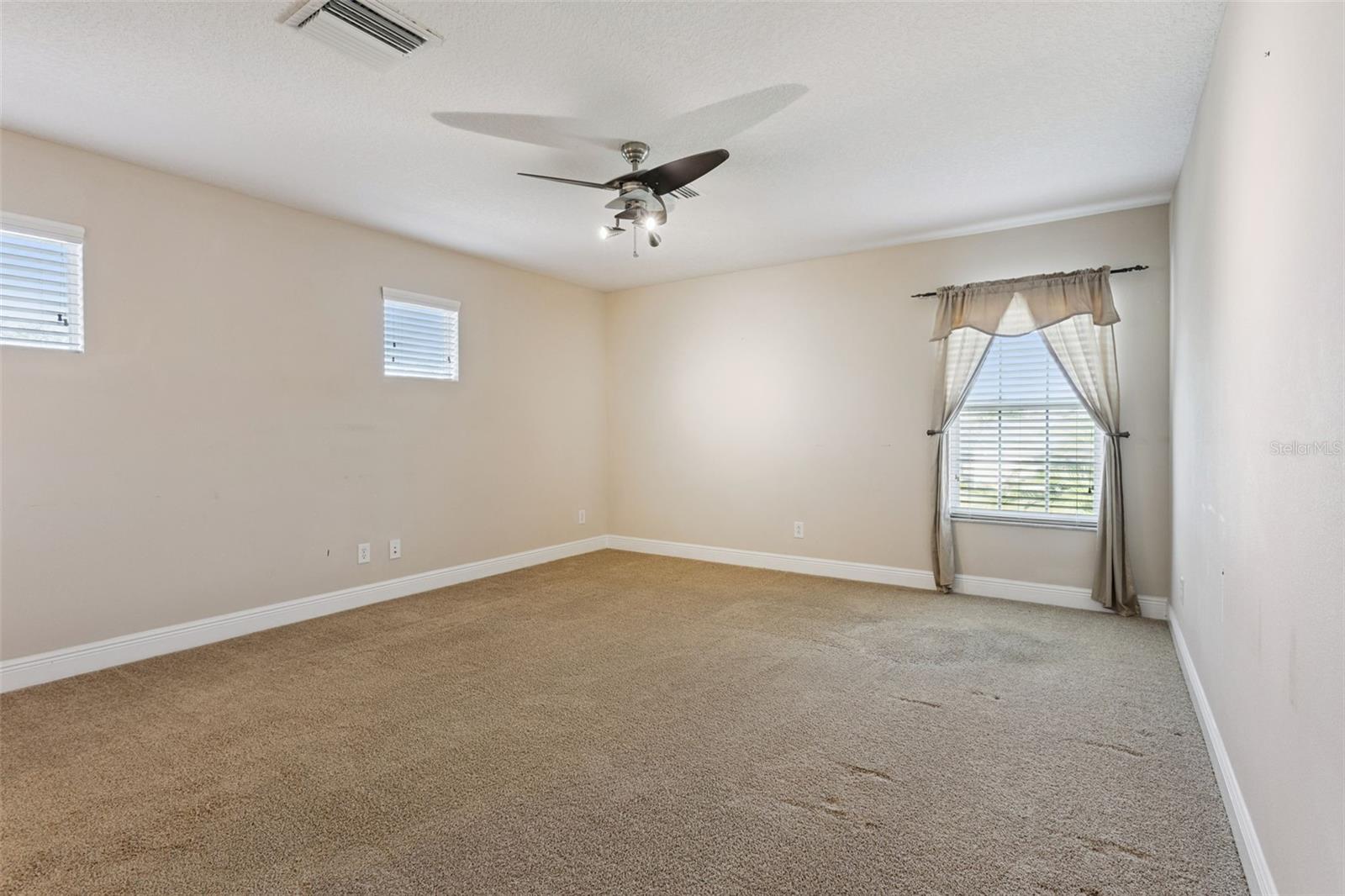 Upstairs 5th bedroom or bonus room