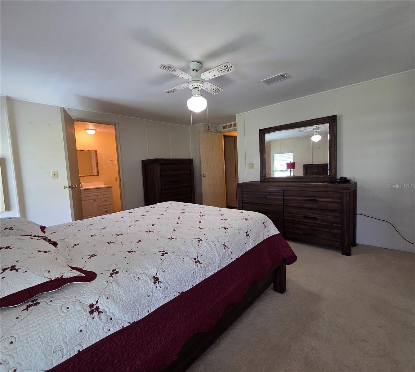 2430 FAIRBLUFF ROAD, #1556, Zellwood, FL 32798