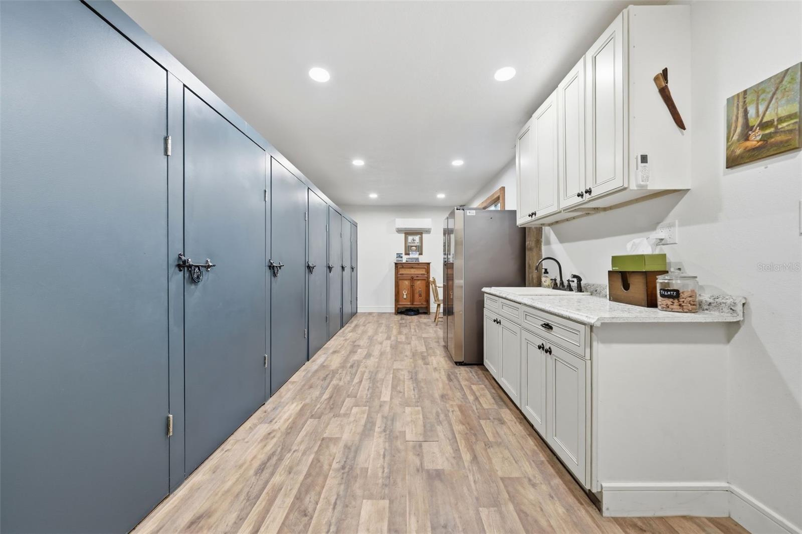 Tack room and lockers