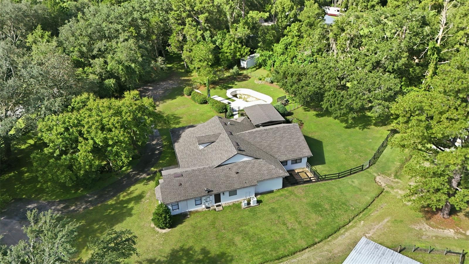 22301 CORONADO SOMERSET DRIVE, Sorrento, FL 32776 22301 CORONADO SOMERSET DRIVE, Sorrento, FL 32776