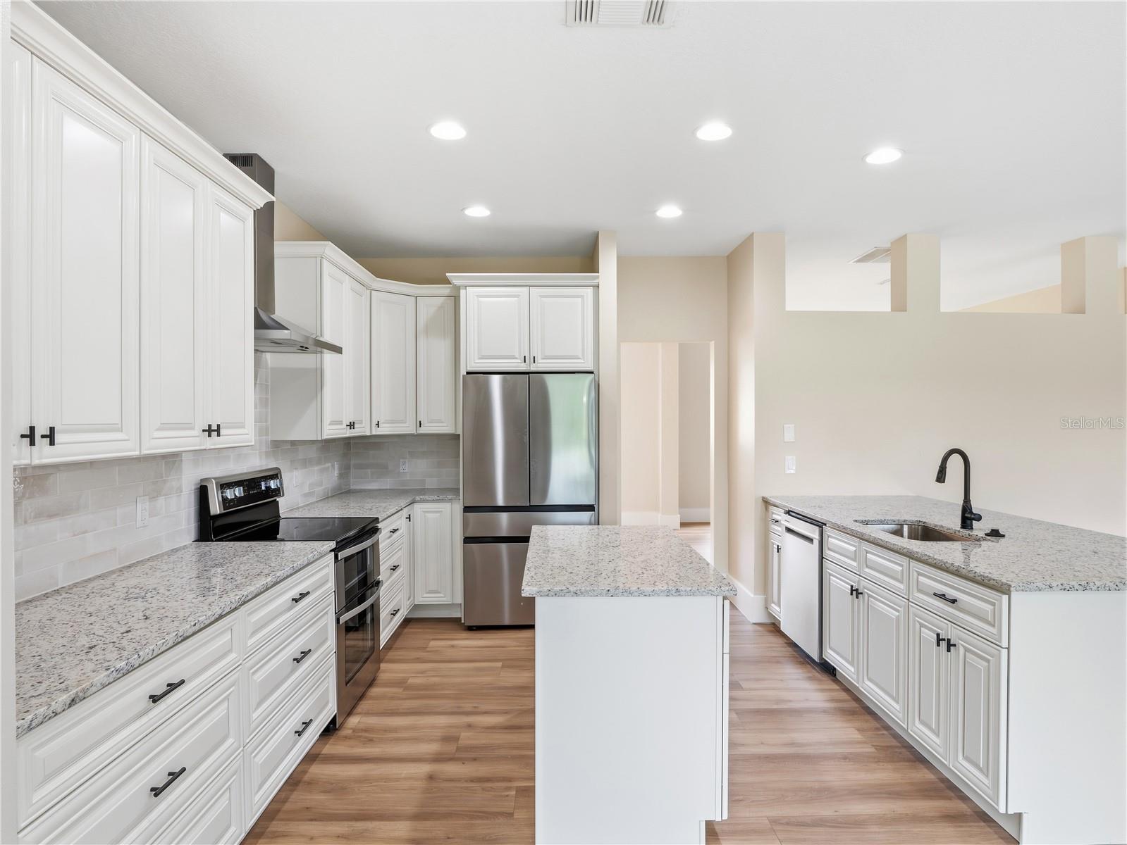 2242 WINTERMERE POINTE DRIVE, Winter Garden, FL 34787 2242 WINTERMERE POINTE DRIVE, Winter Garden, FL 34787