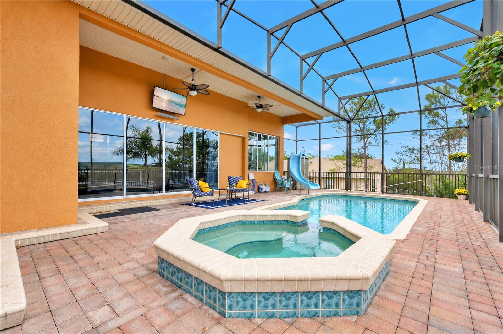 18020 VICTORIAN DRIVE, Clermont, FL 34715