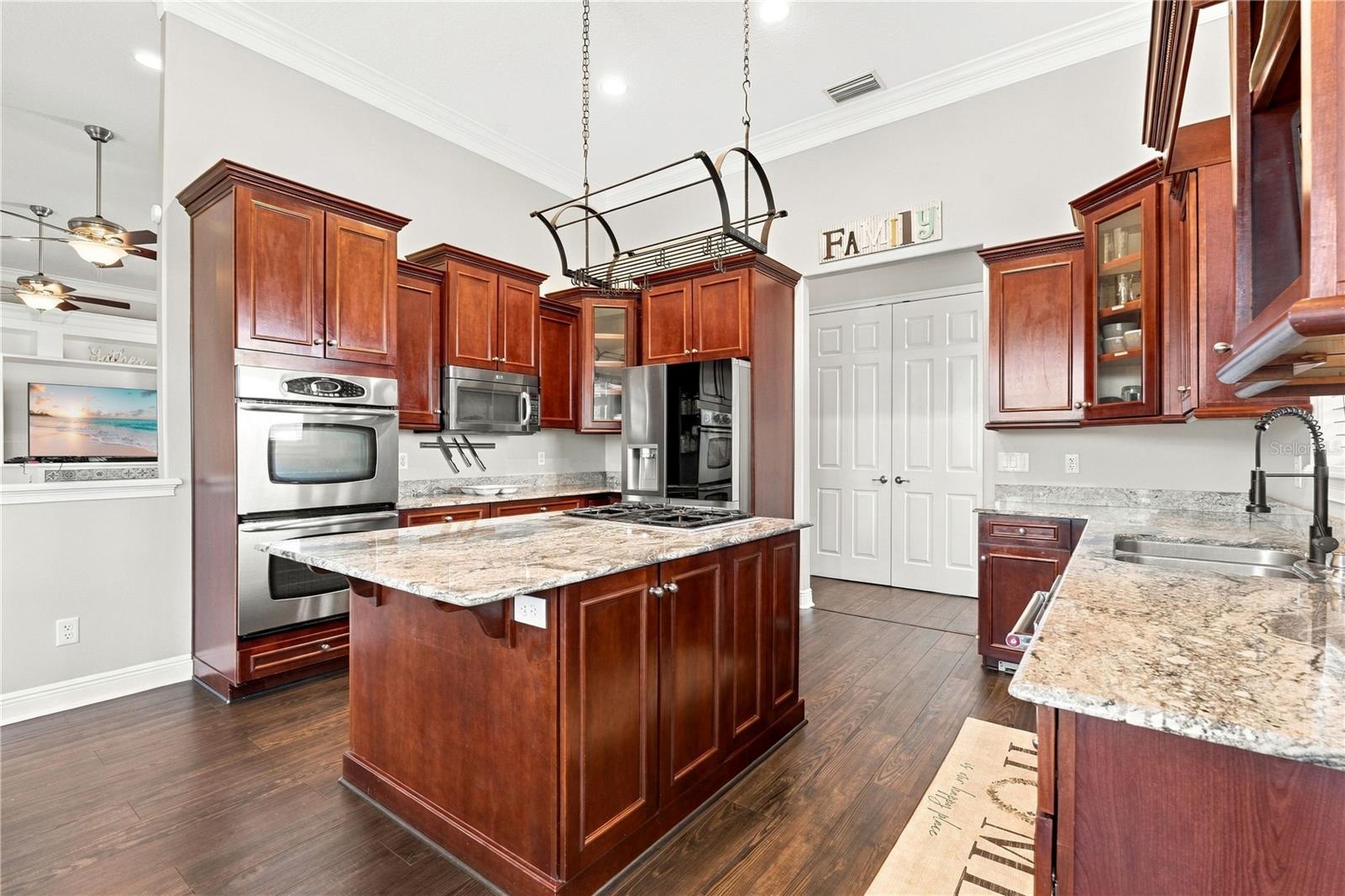 18020 VICTORIAN DRIVE, Clermont, FL 34715