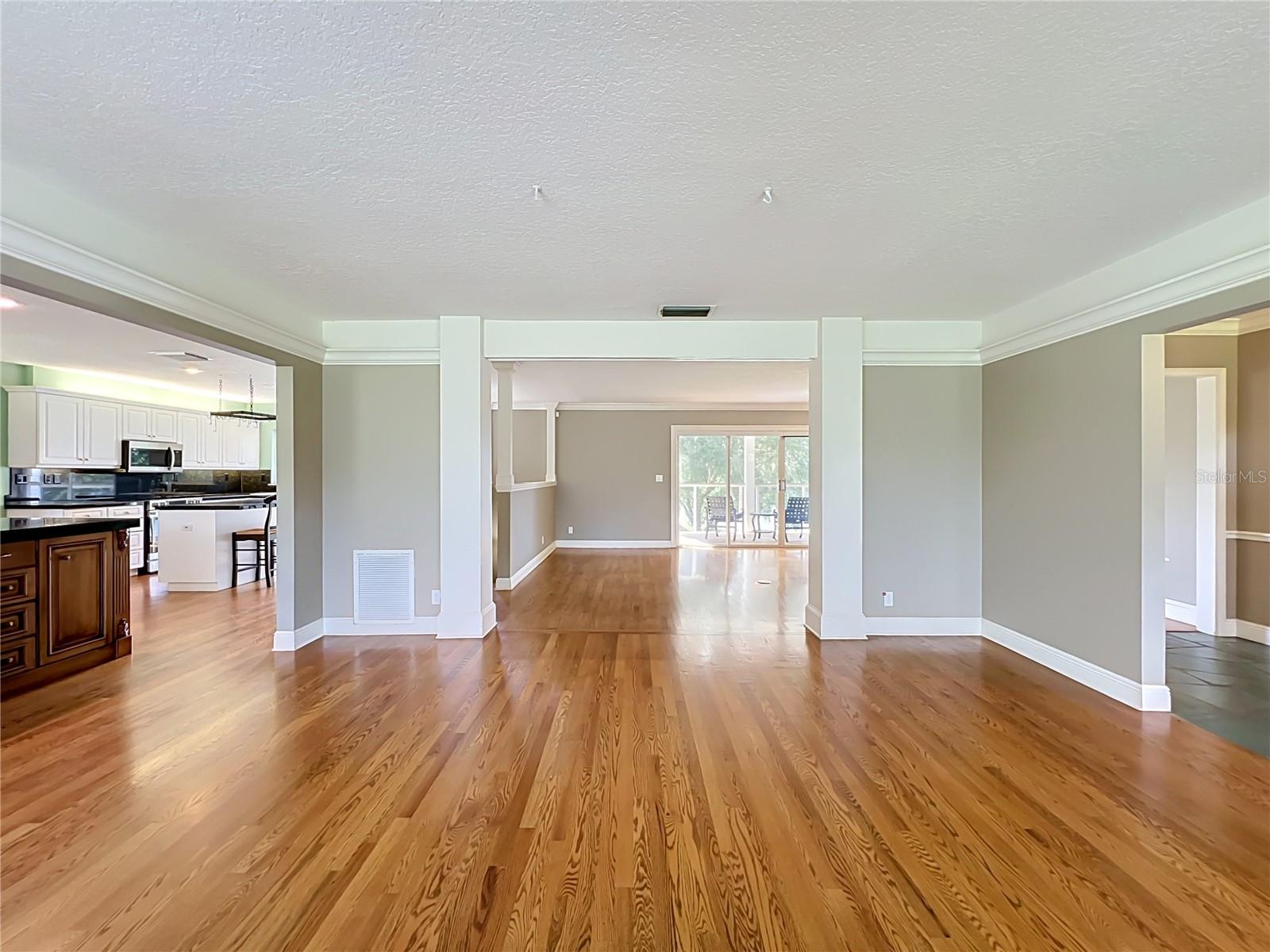 1800 COUNTRY CLUB DRIVE, Eustis, FL 32726