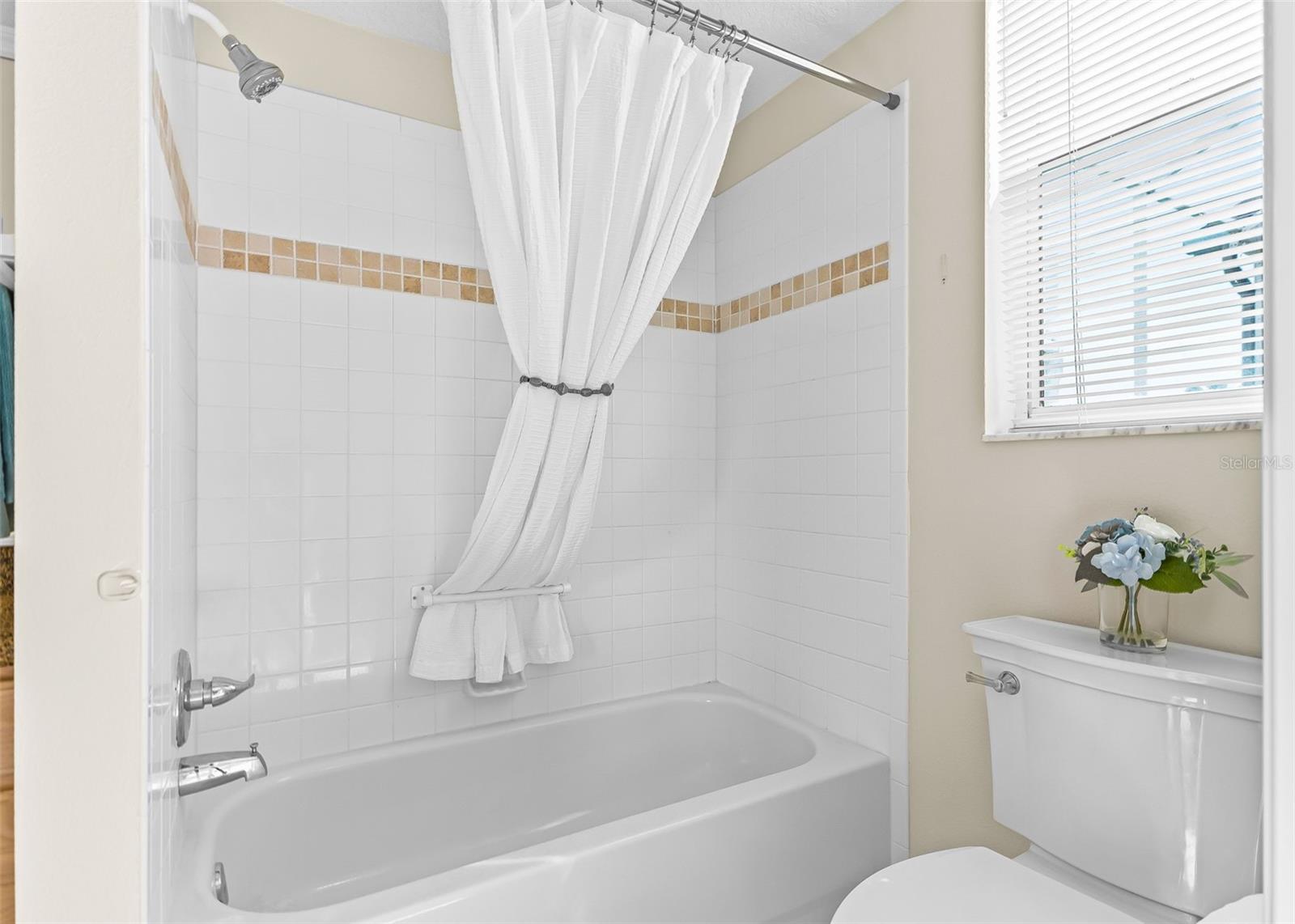 Tub/shower combo