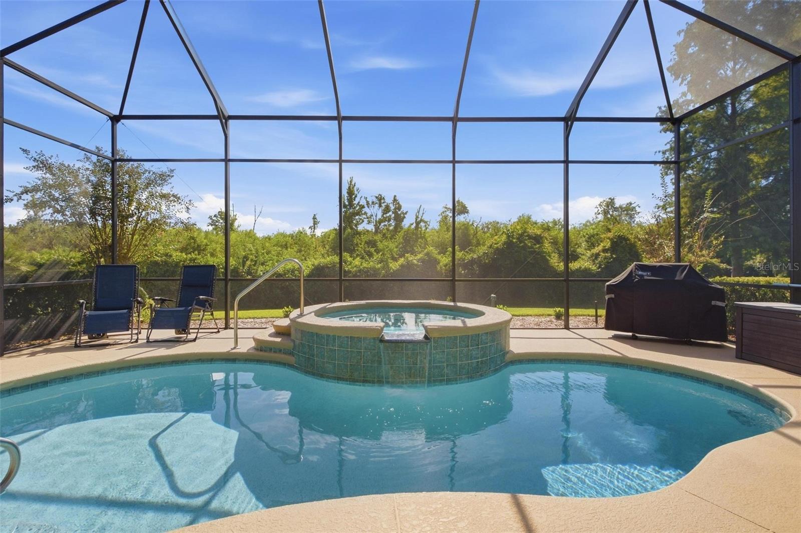 Pool area with no rear neighbors.