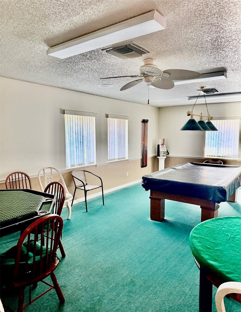 pool table card room