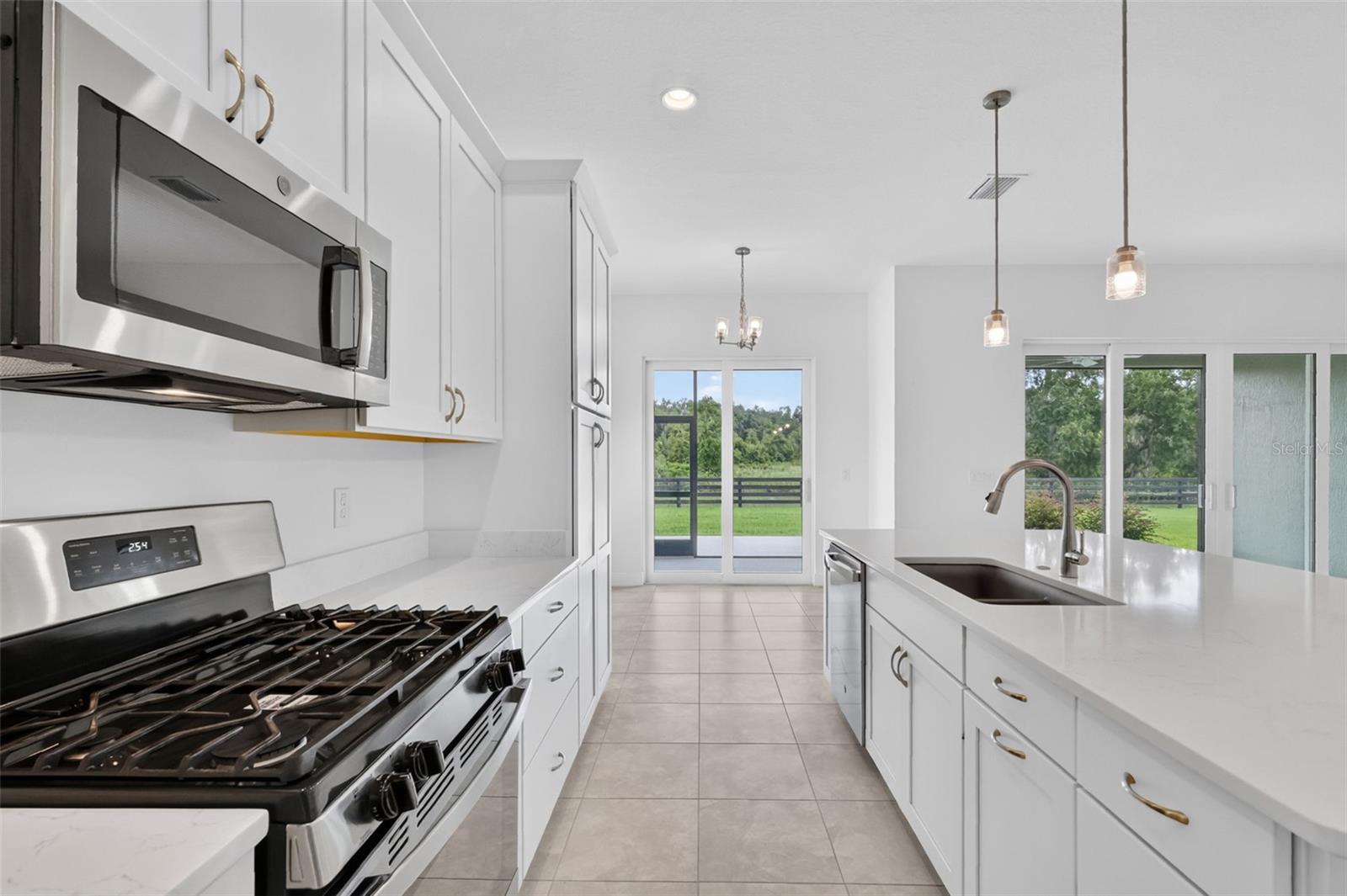 Kitchen and Dinette Kitchen and Dinette