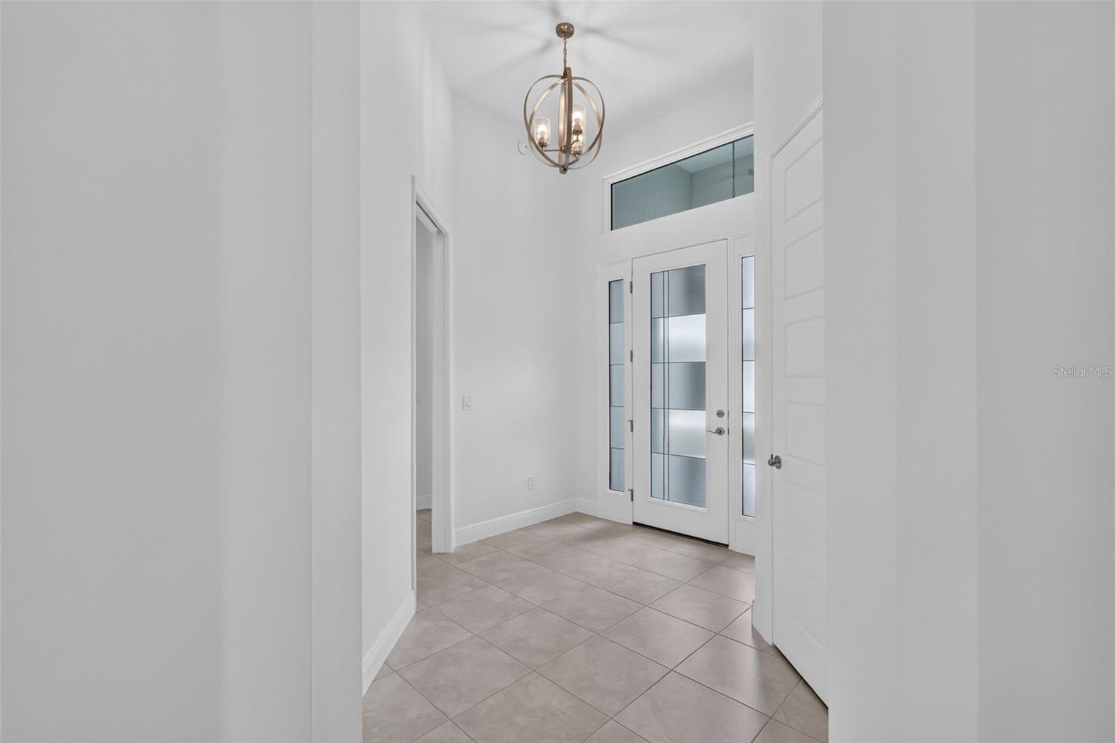 Foyer and Front Entry Foyer and Front Entry