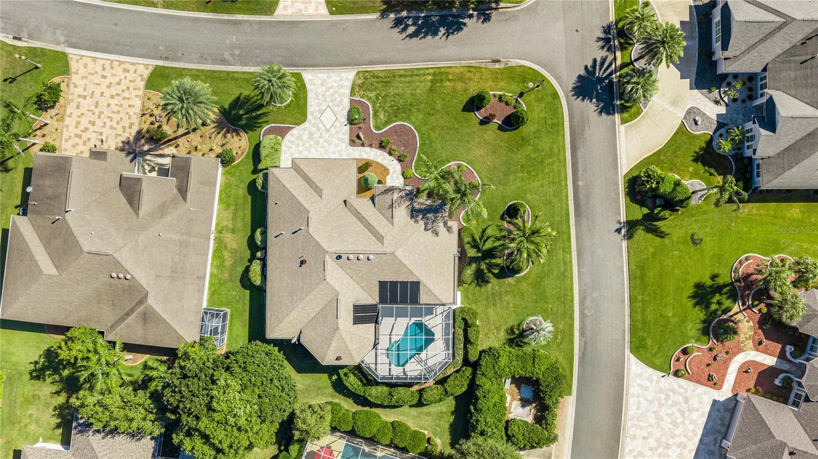 ST. CHARLES PREMIER POOL HOME CORNER.