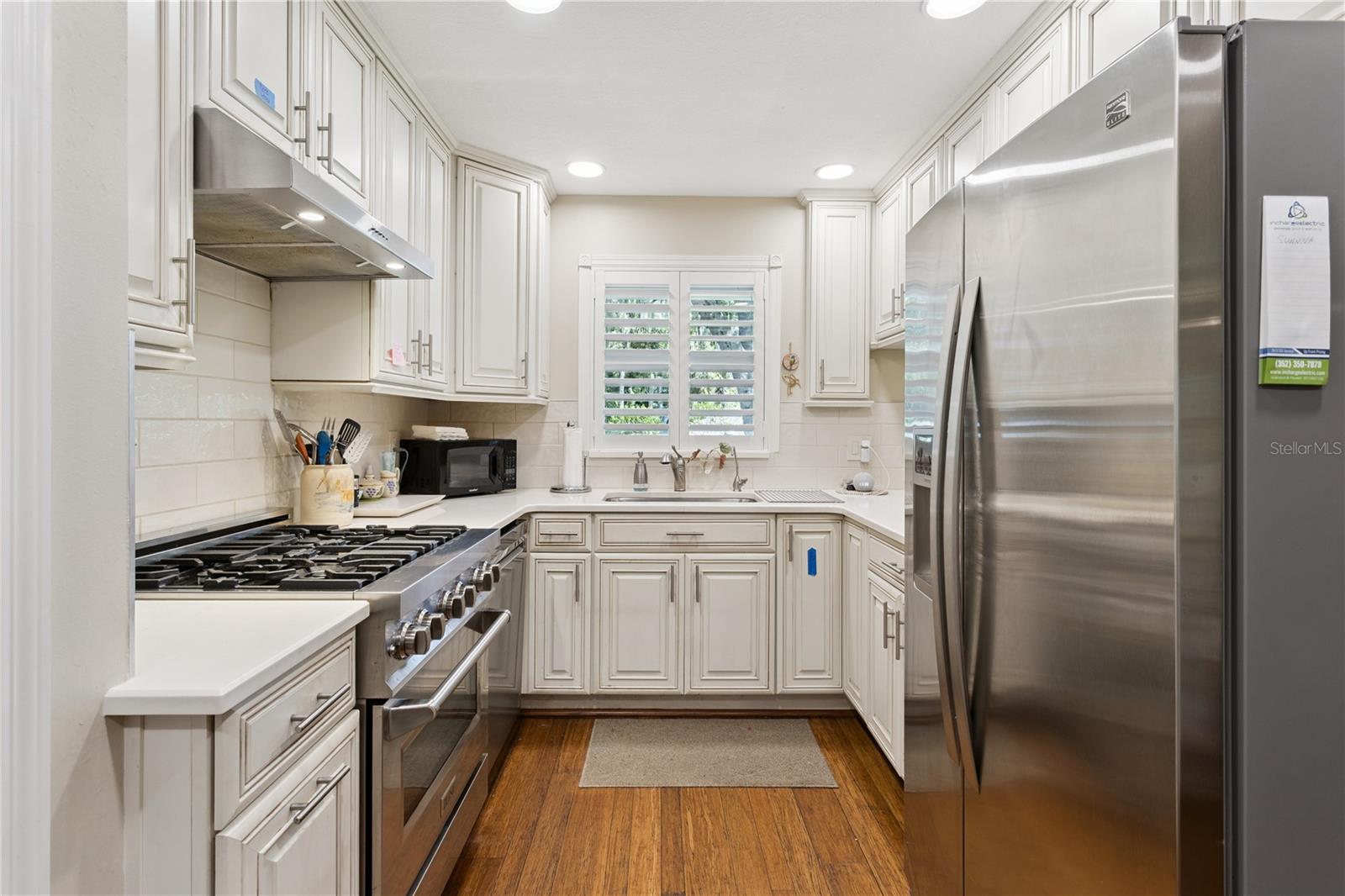 1325 OVERLOOK DRIVE, Mount Dora, FL 32757