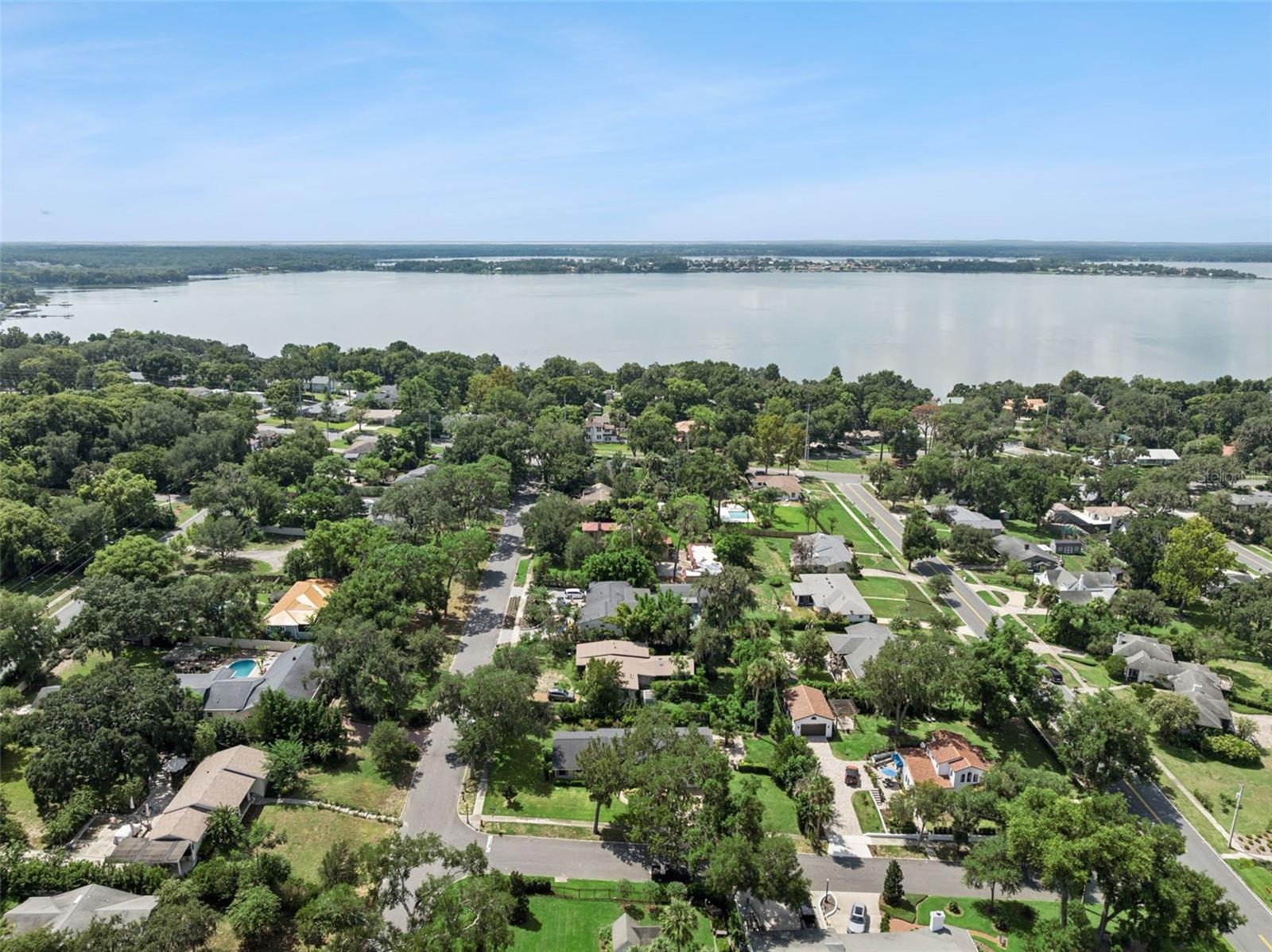 1325 OVERLOOK DRIVE, Mount Dora, FL 32757