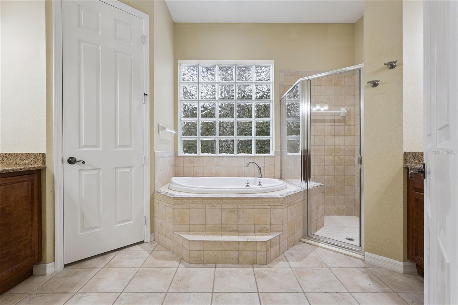 949 HAWK LANDING, Fruitland Park, FL 34731