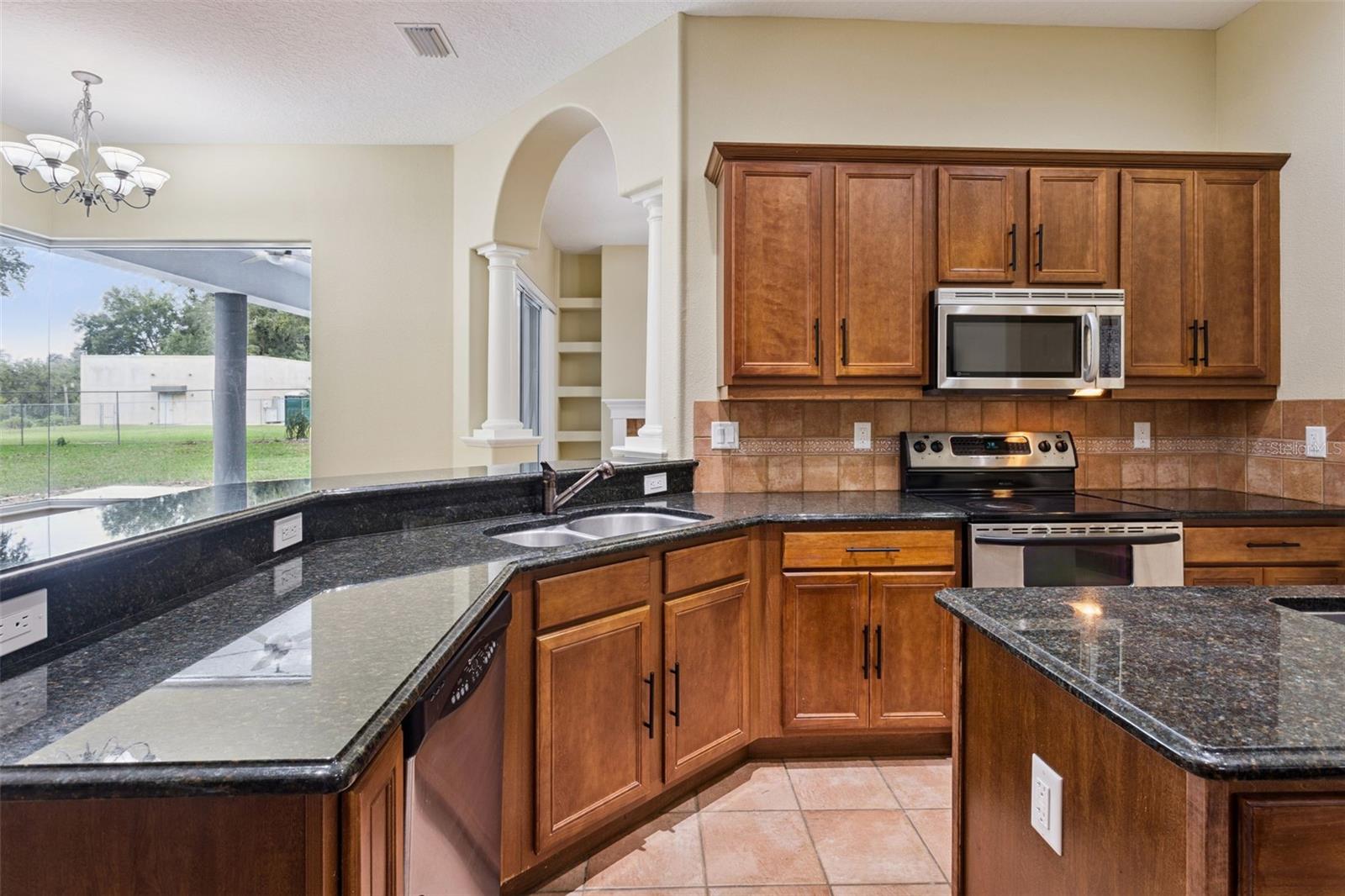 949 HAWK LANDING, Fruitland Park, FL 34731