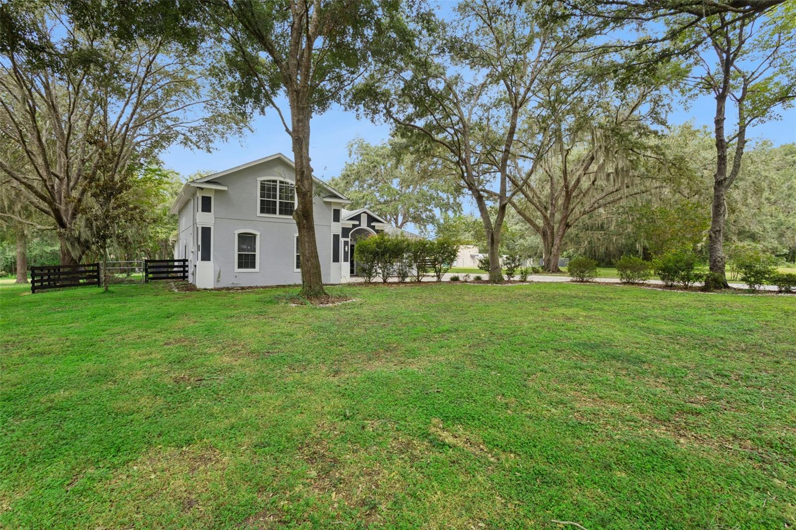 949 HAWK LANDING, Fruitland Park, FL 34731