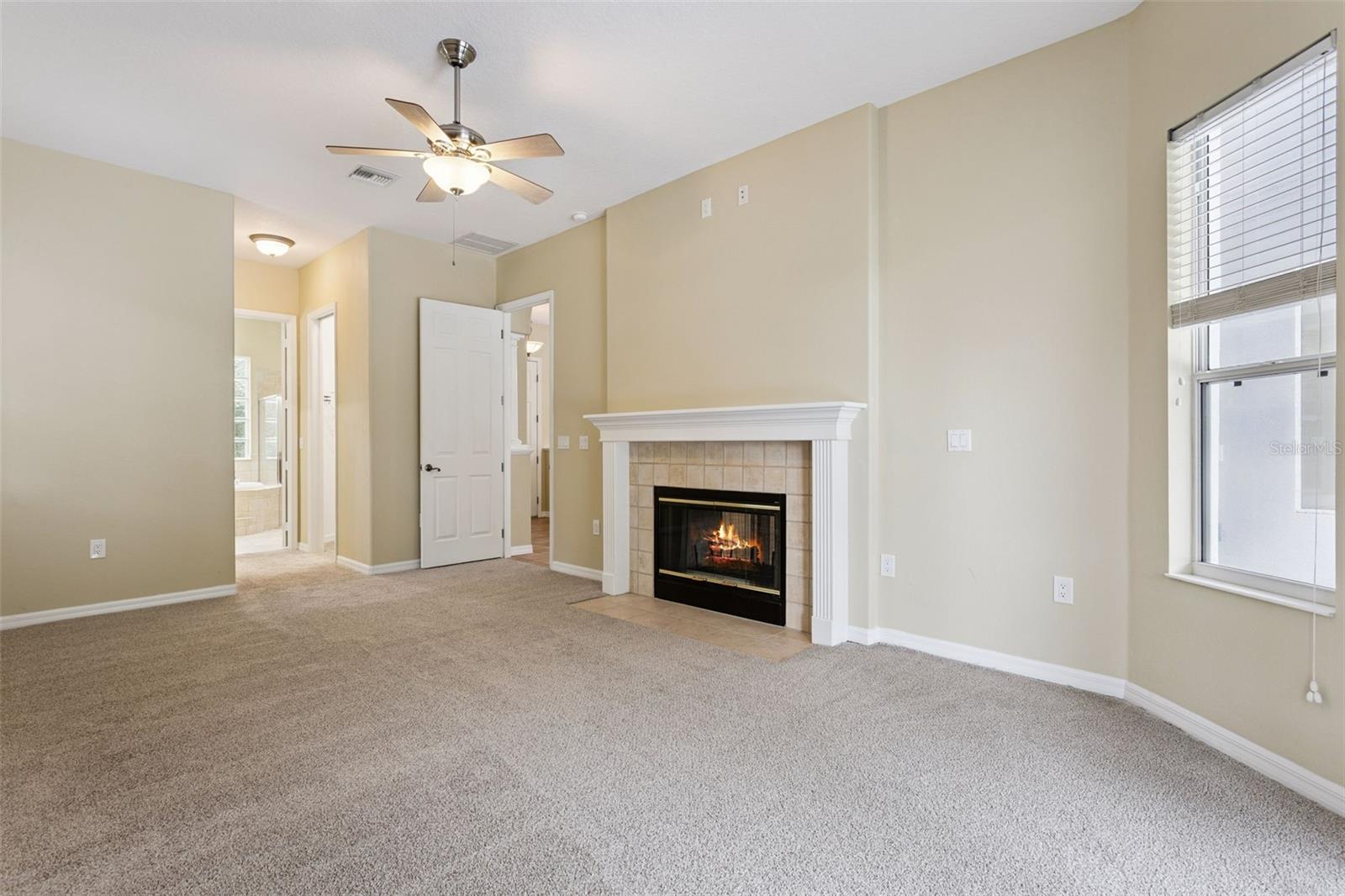 949 HAWK LANDING, Fruitland Park, FL 34731