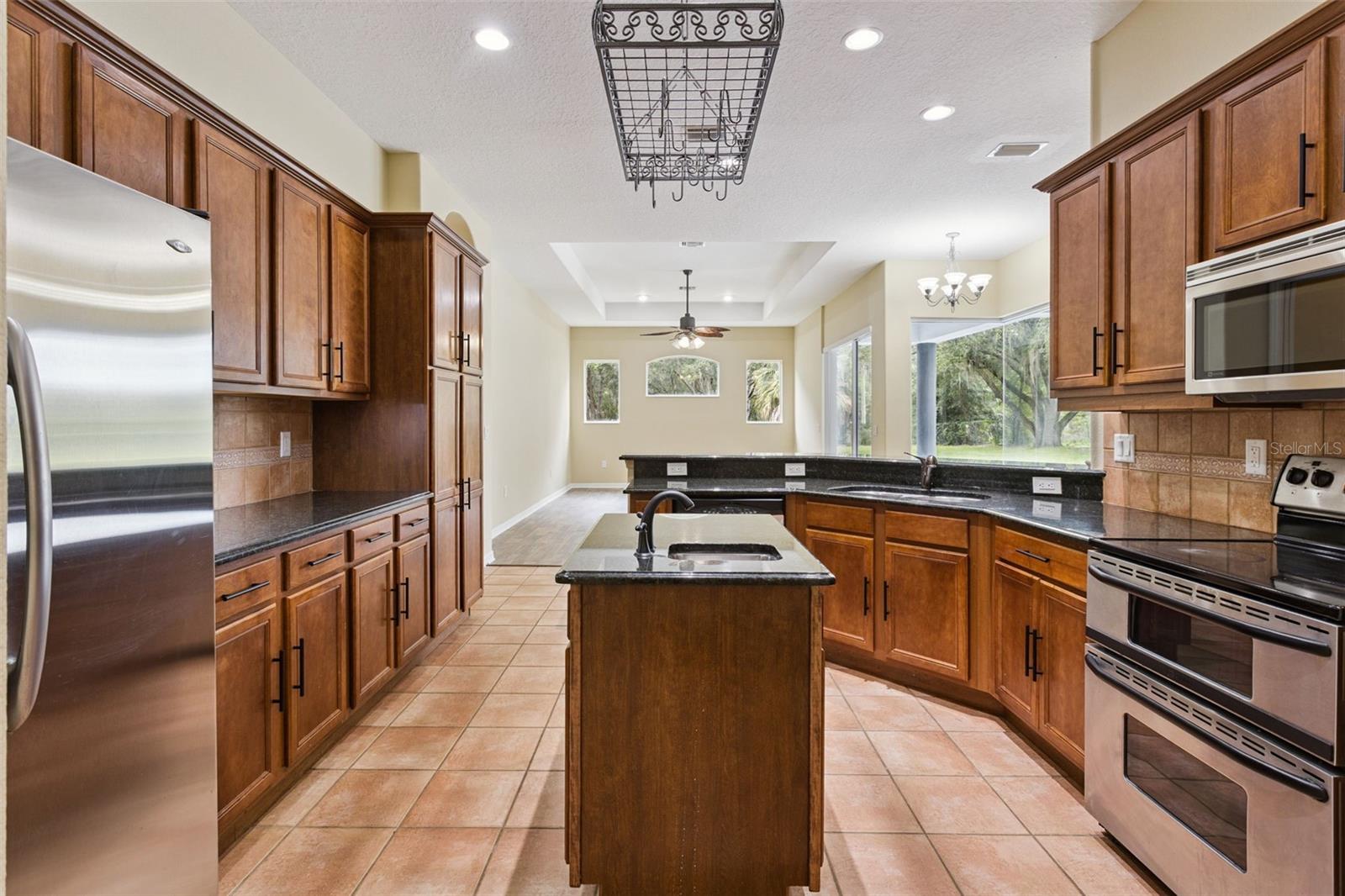 949 HAWK LANDING, Fruitland Park, FL 34731