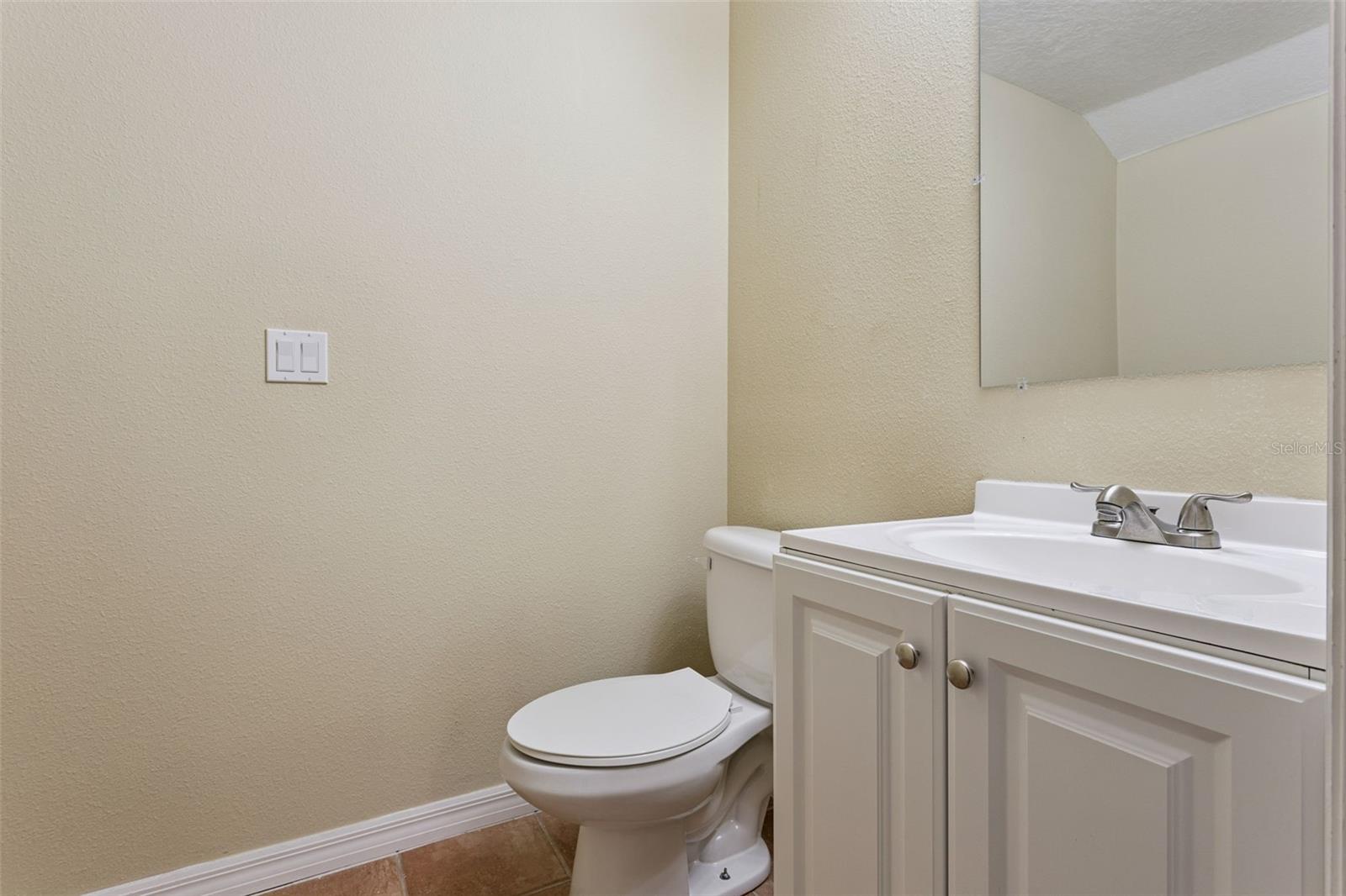 949 HAWK LANDING, Fruitland Park, FL 34731