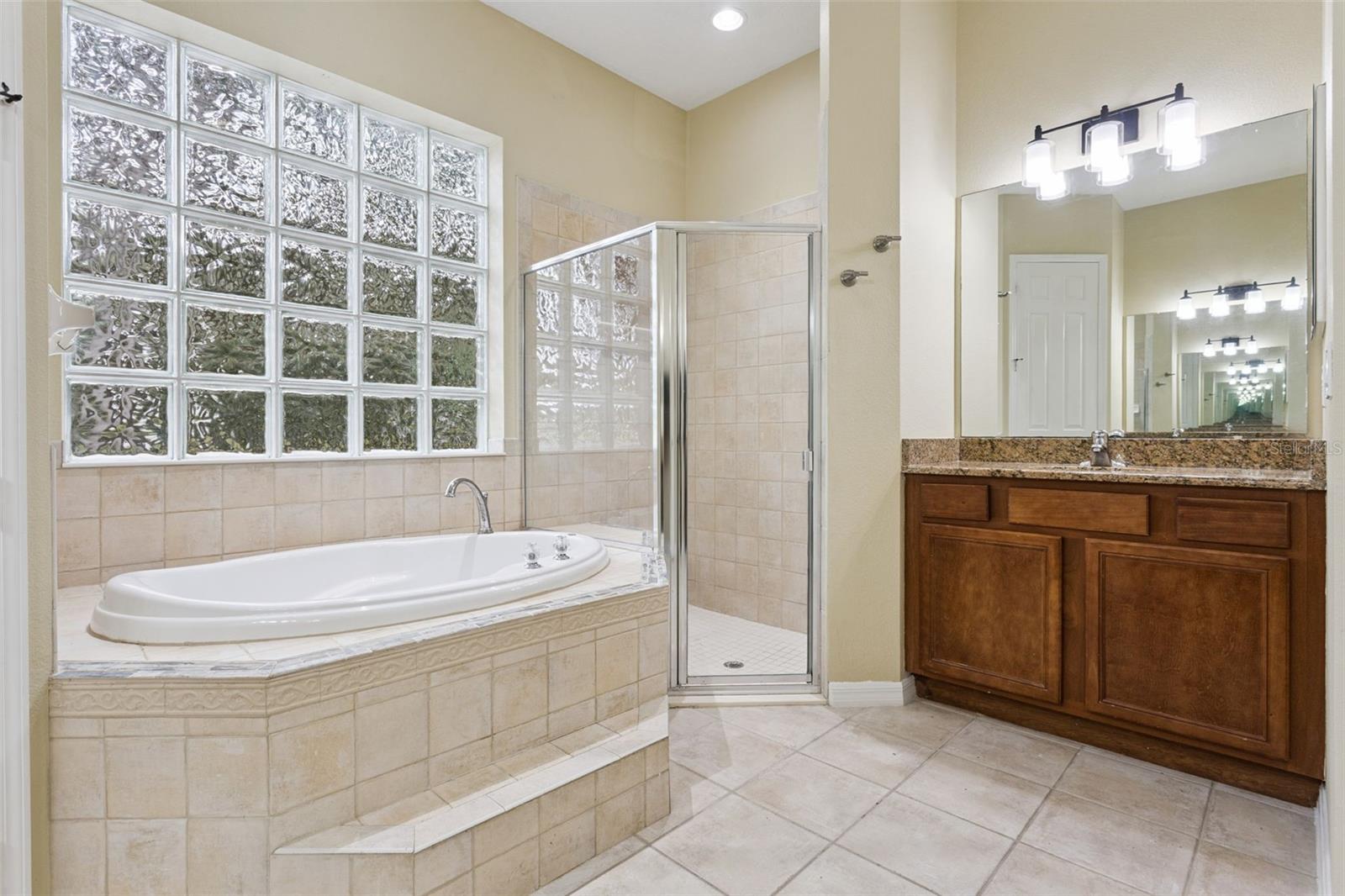 949 HAWK LANDING, Fruitland Park, FL 34731