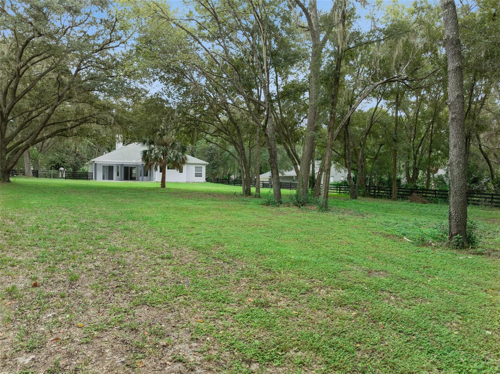 949 HAWK LANDING, Fruitland Park, FL 34731