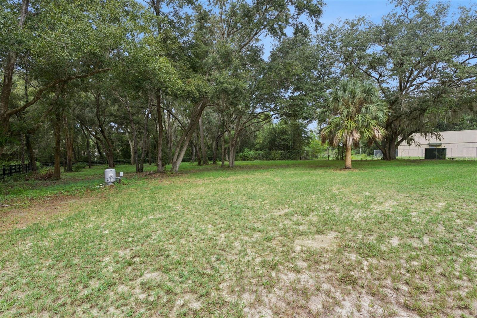949 HAWK LANDING, Fruitland Park, FL 34731