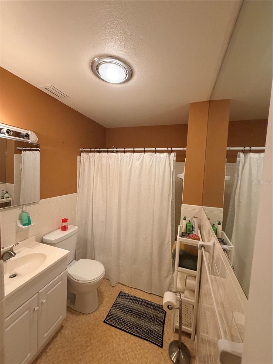 723 PERKINS STREET, #200, Leesburg, FL 34748