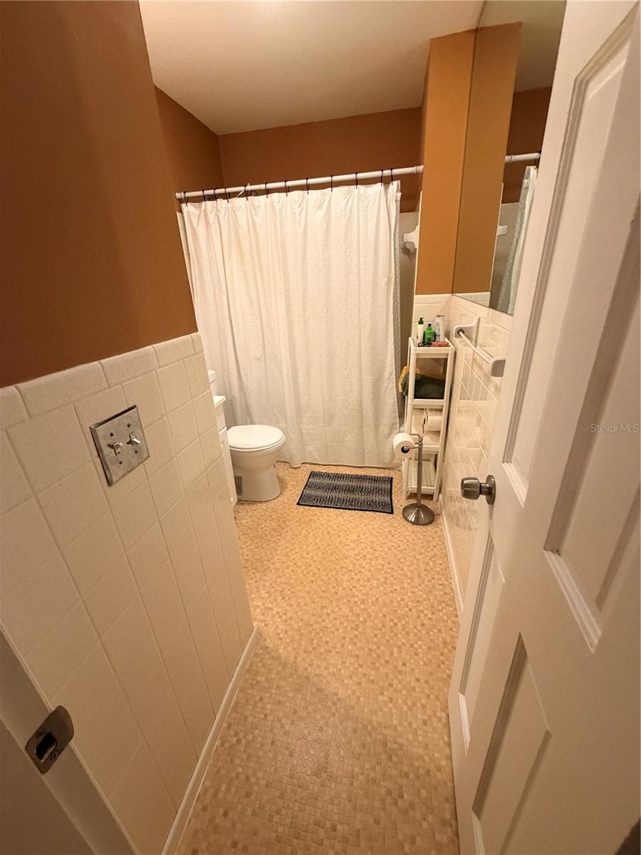 723 PERKINS STREET, #200, Leesburg, FL 34748