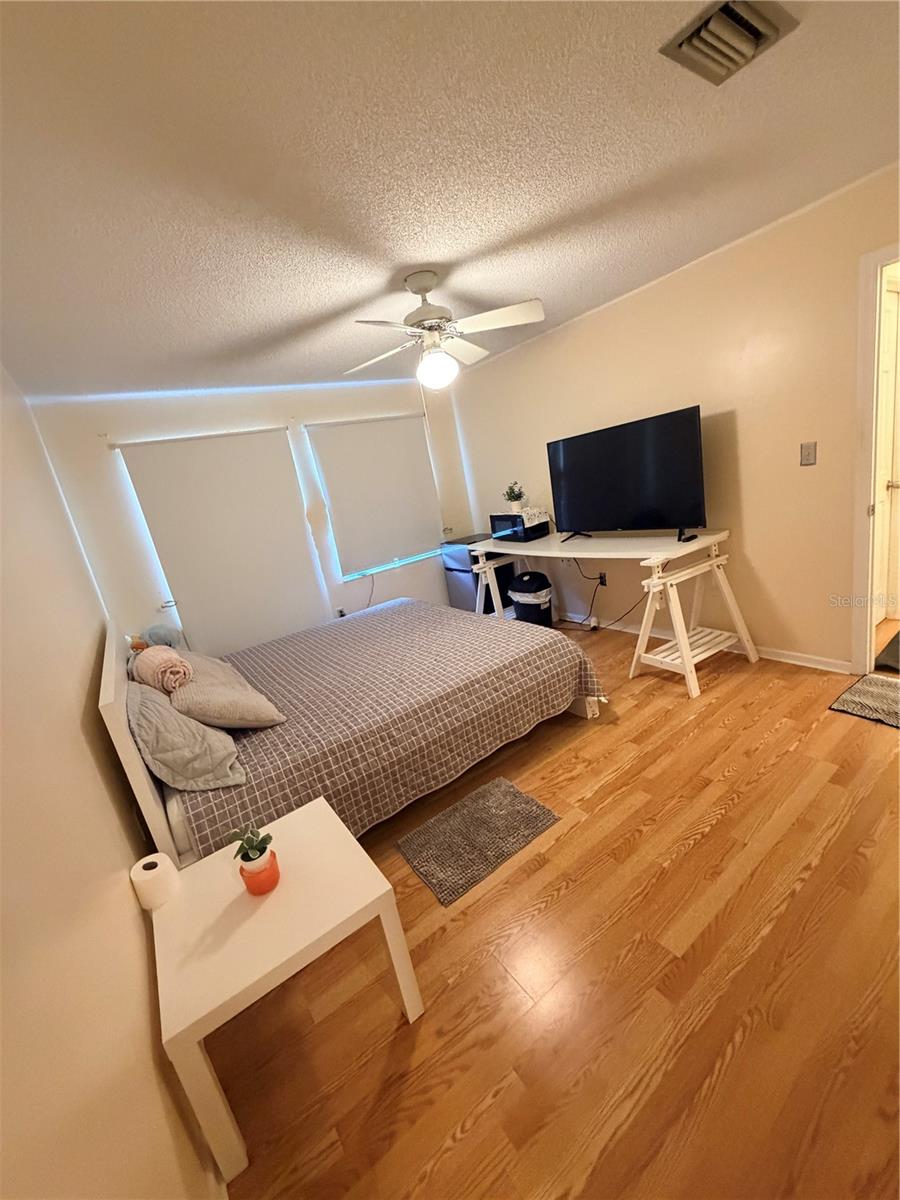 723 PERKINS STREET, #200, Leesburg, FL 34748