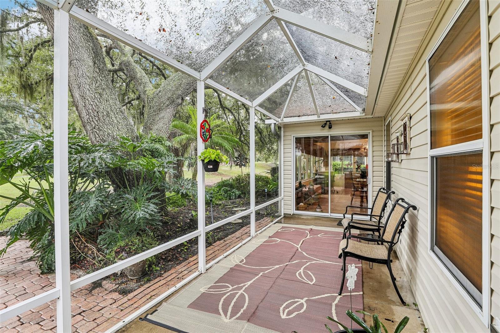 460 LOMA PASEO DRIVE, The Villages, FL 32159