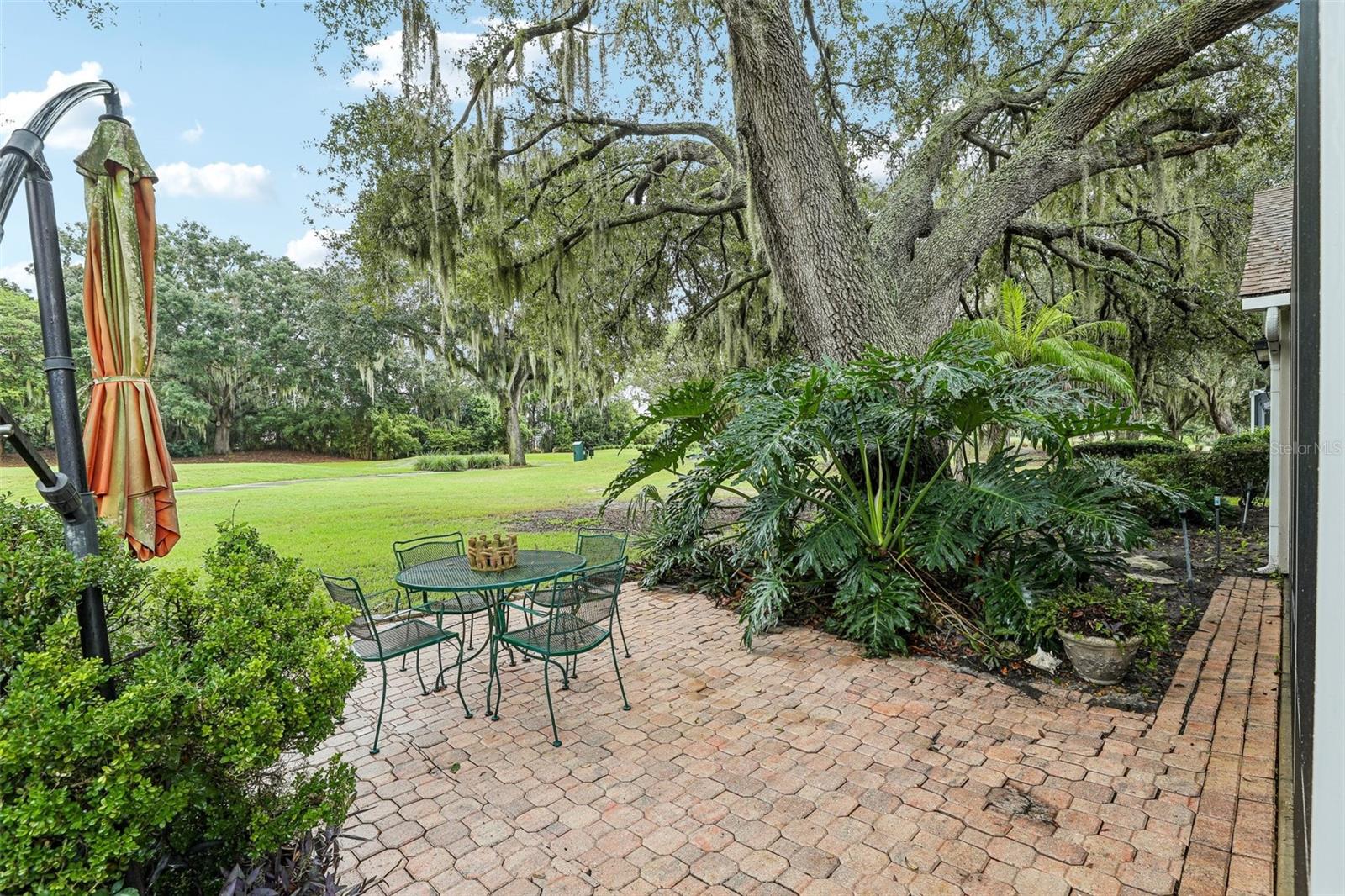 460 LOMA PASEO DRIVE, The Villages, FL 32159