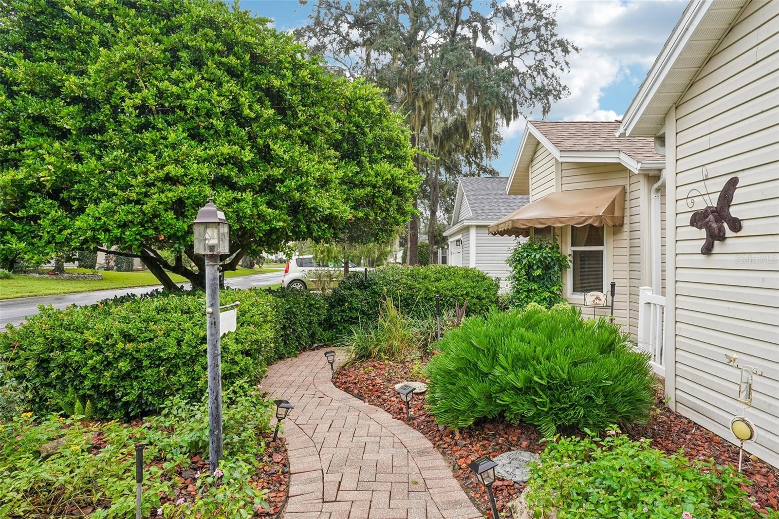 460 LOMA PASEO DRIVE, The Villages, FL 32159
