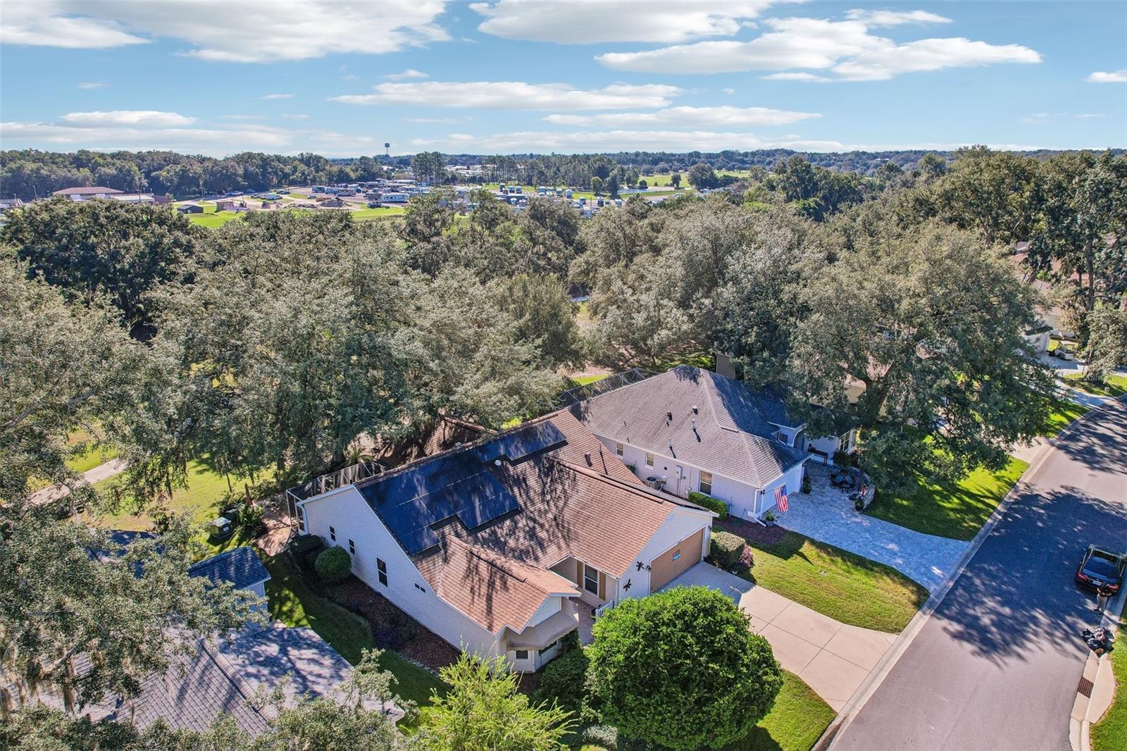 460 LOMA PASEO DRIVE, The Villages, FL 32159
