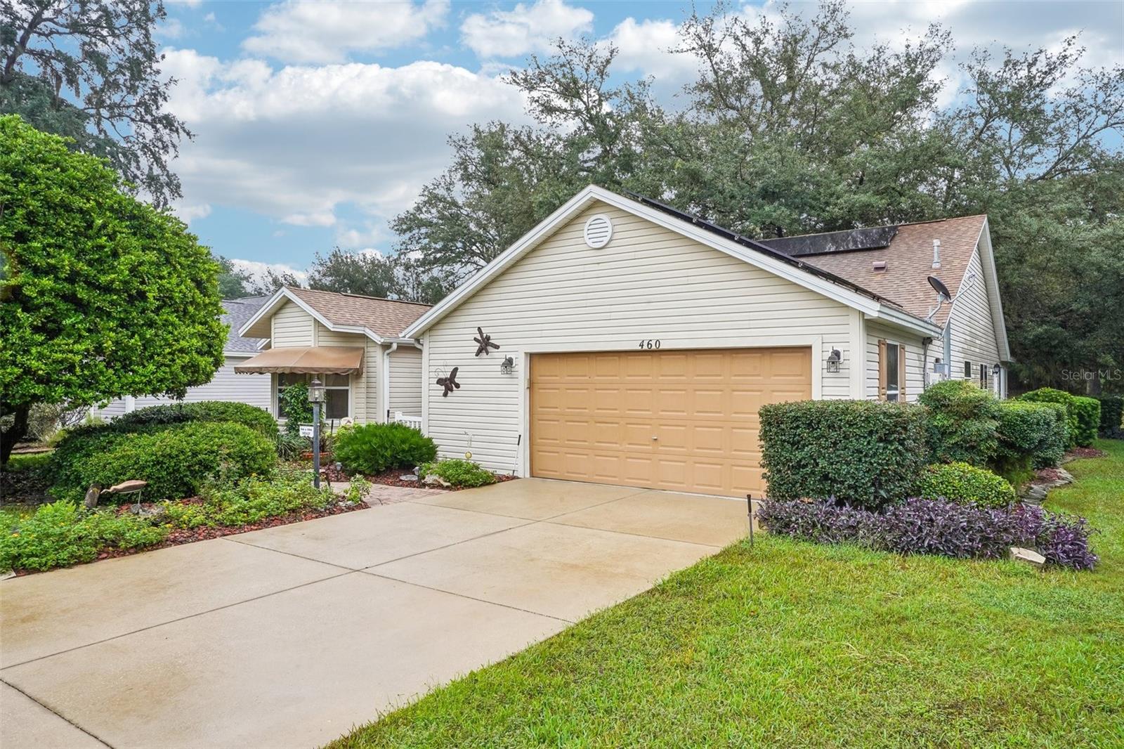 460 LOMA PASEO DRIVE, The Villages, FL 32159