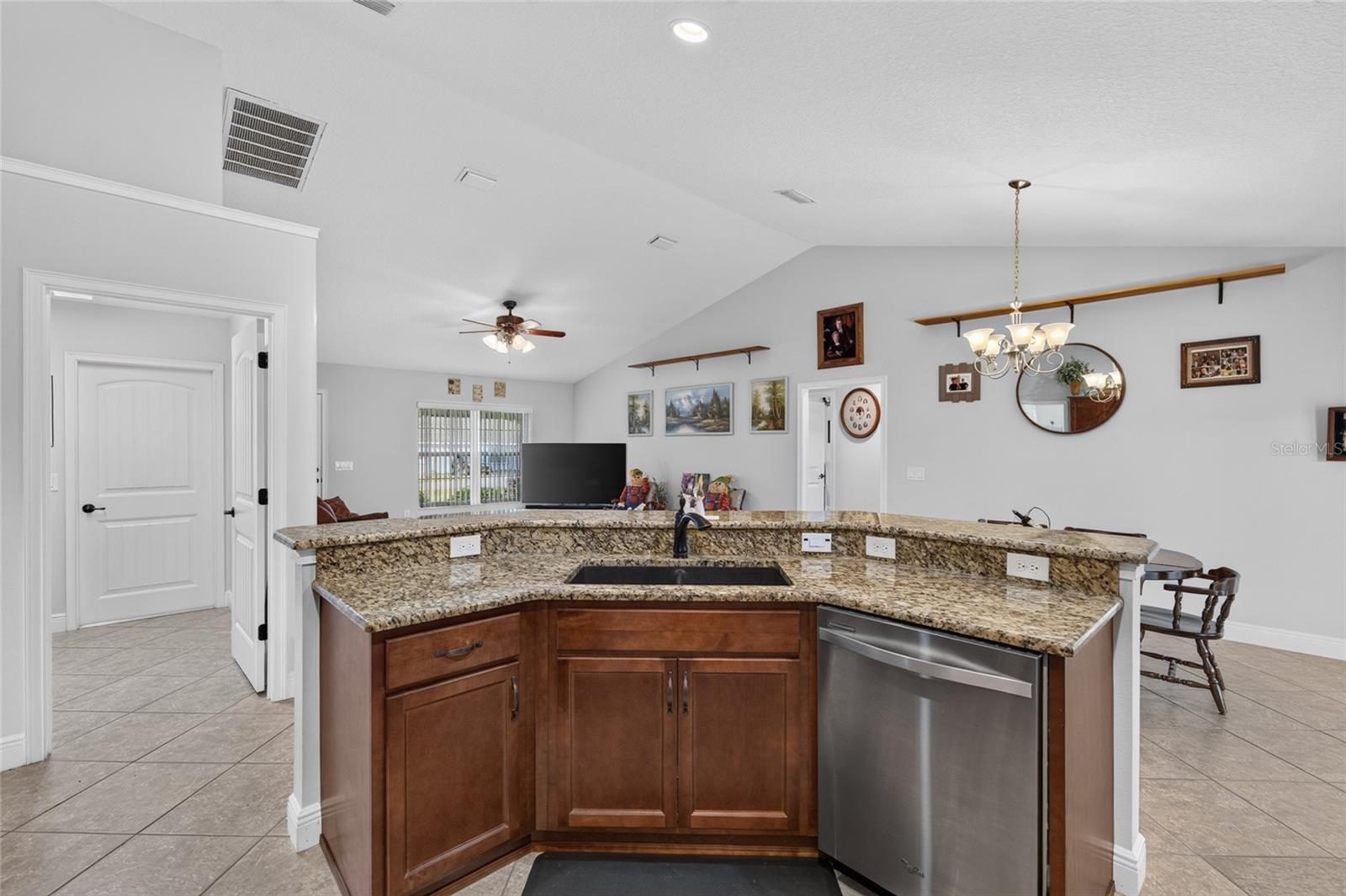8340 SE 159TH LANE, Summerfield, FL 34491